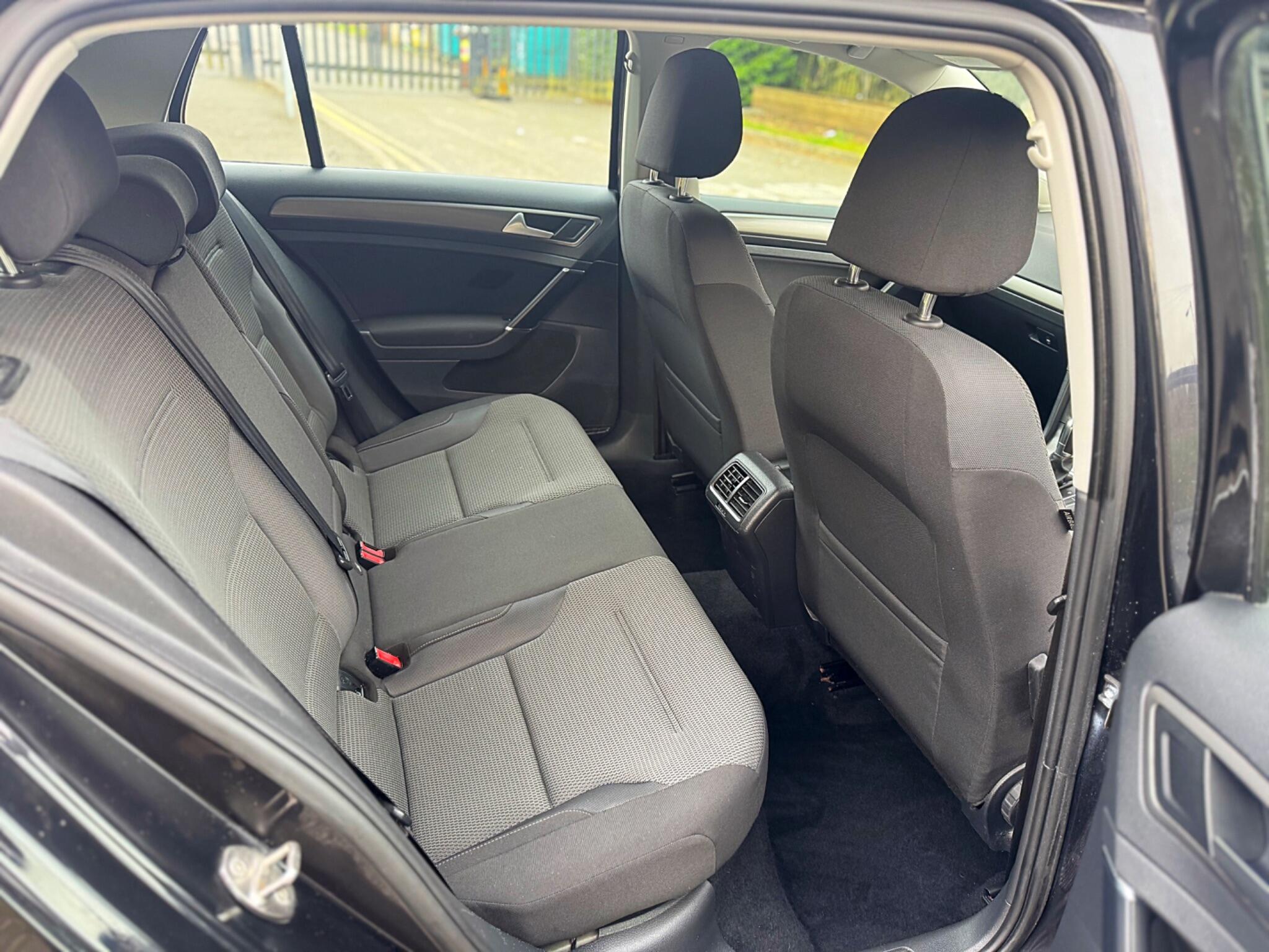 2013 Volkswagen Golf 1.4 TSI BlueMotion Tech SE DSG Euro 5 (s/s) 5dr image 37