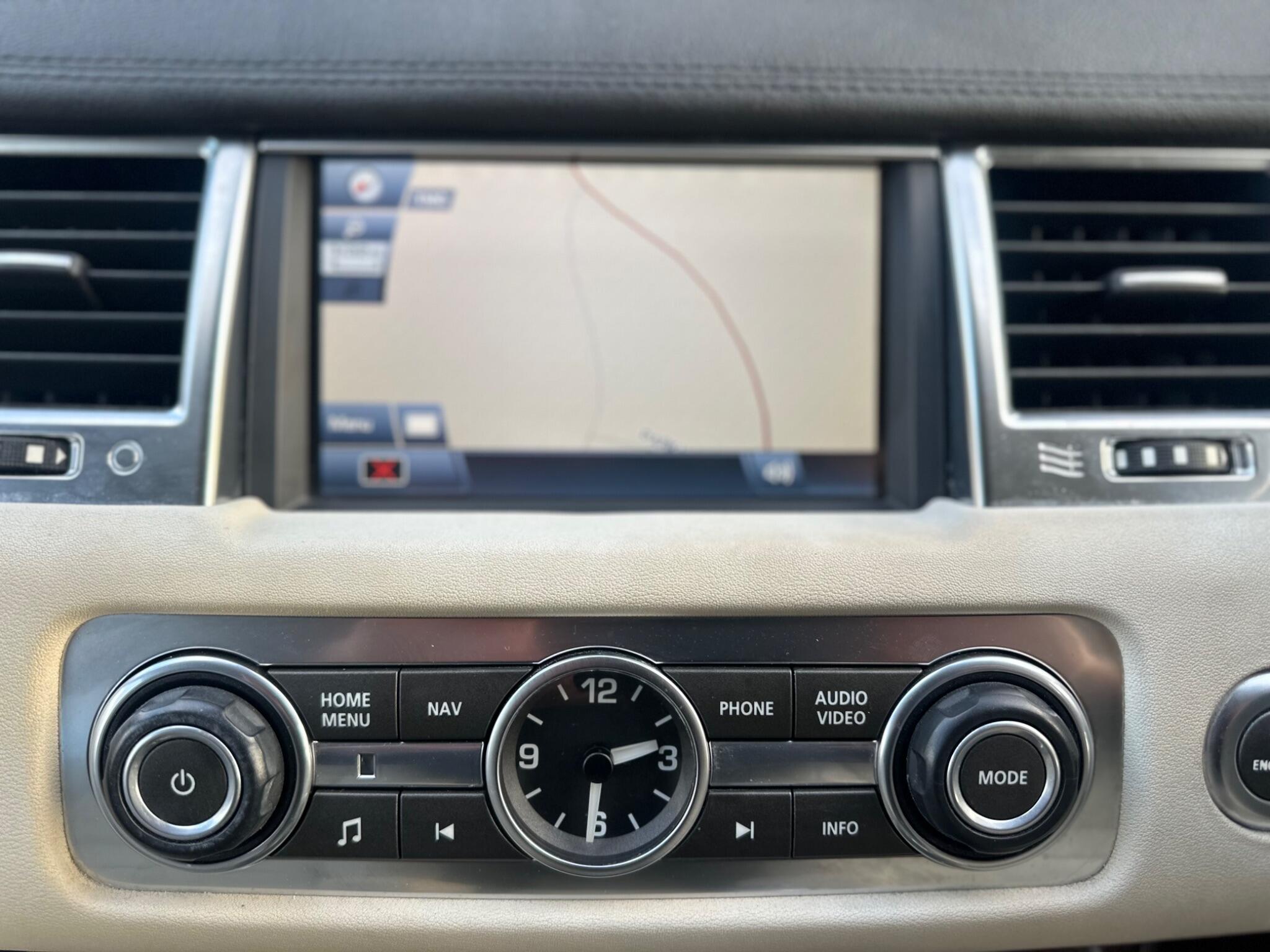 2011 Land Rover Range Rover Sport image 28
