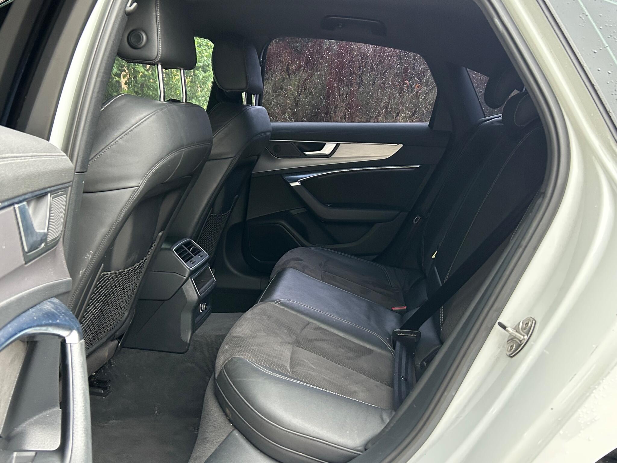 Audi A6 view 23