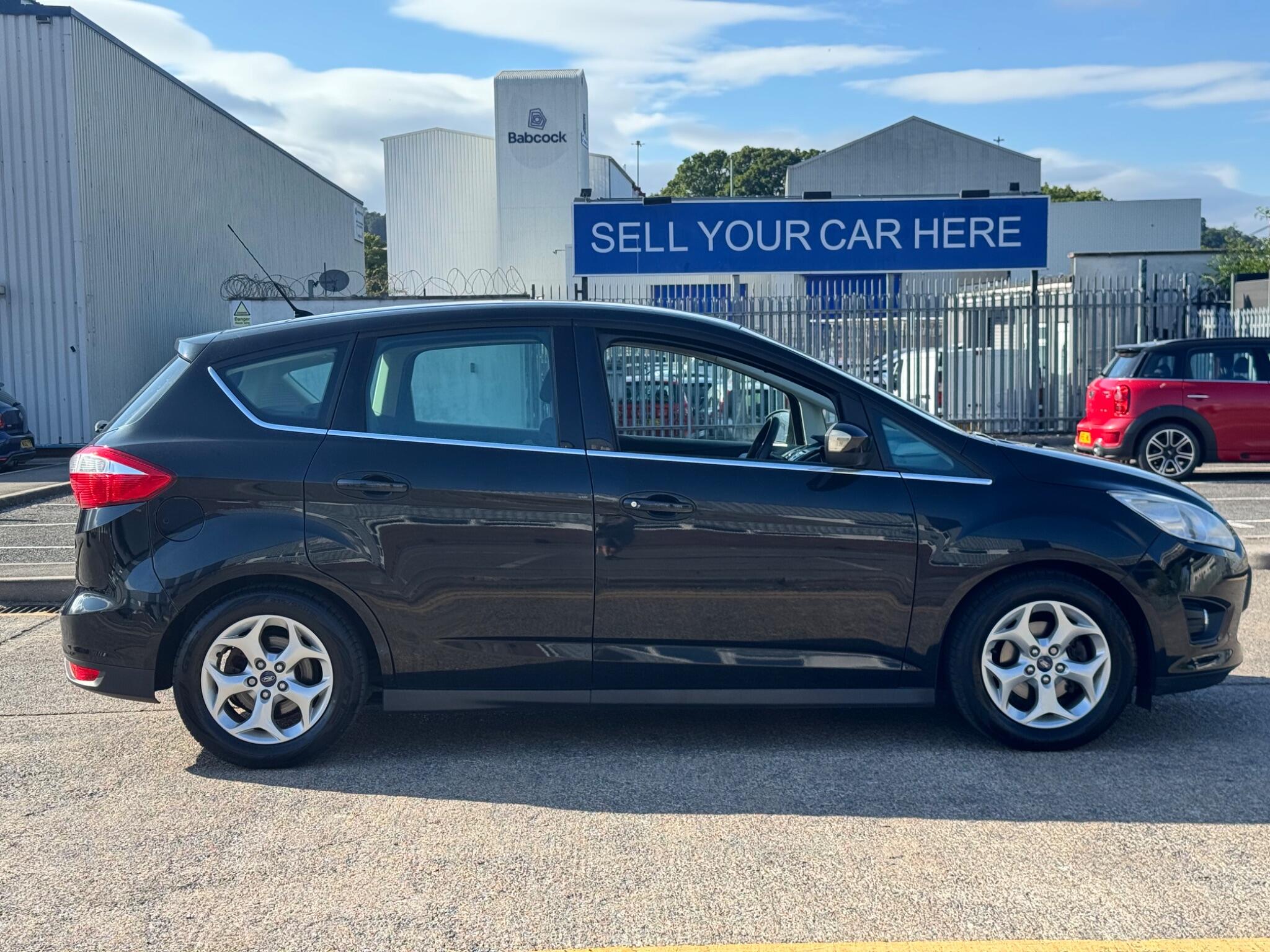 Ford C-Max view 18
