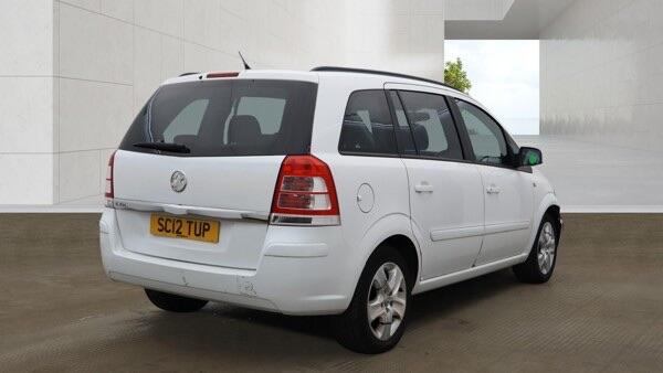 Vauxhall Zafira view 2