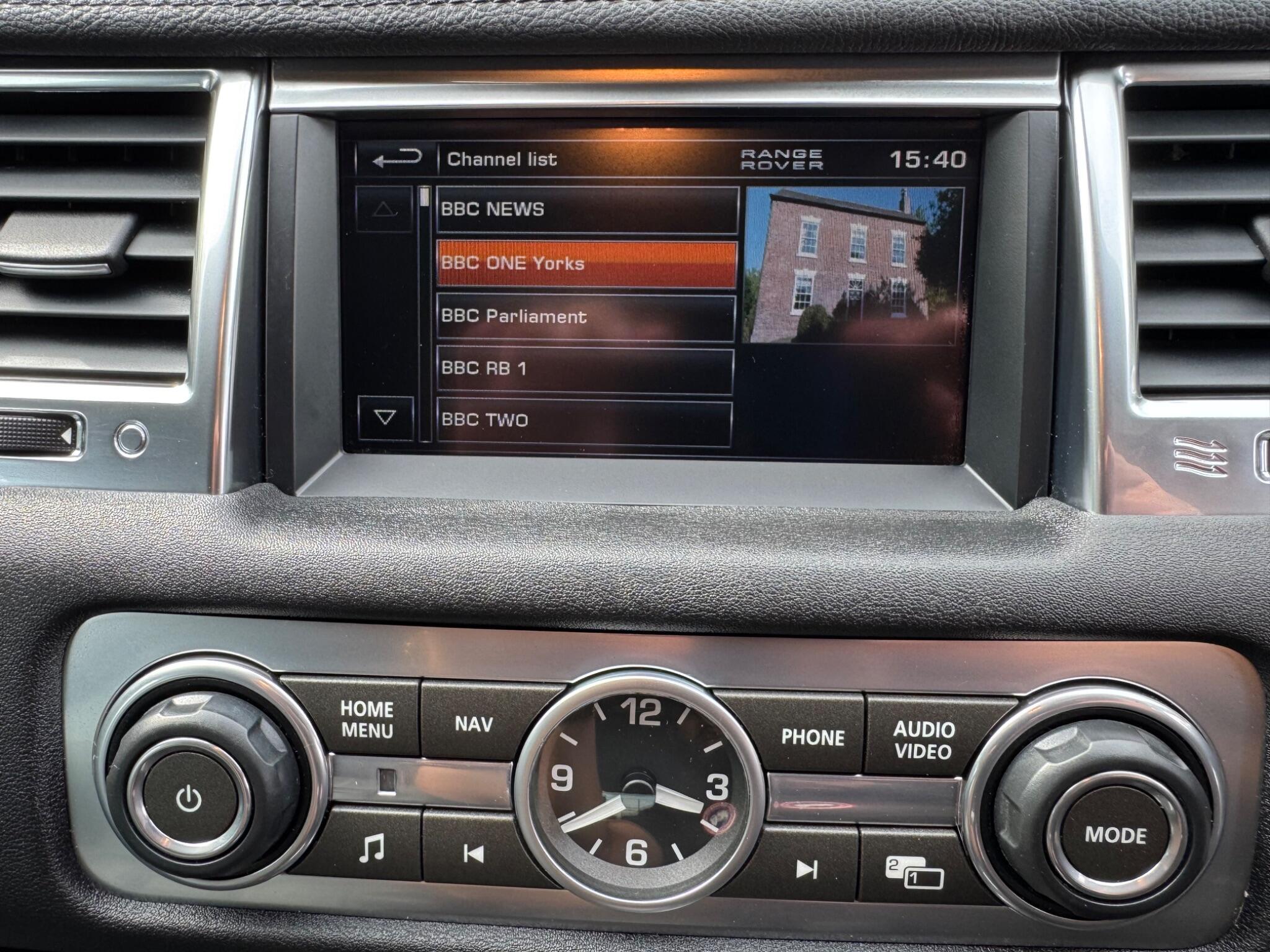 Land Rover Range Rover Sport view 28