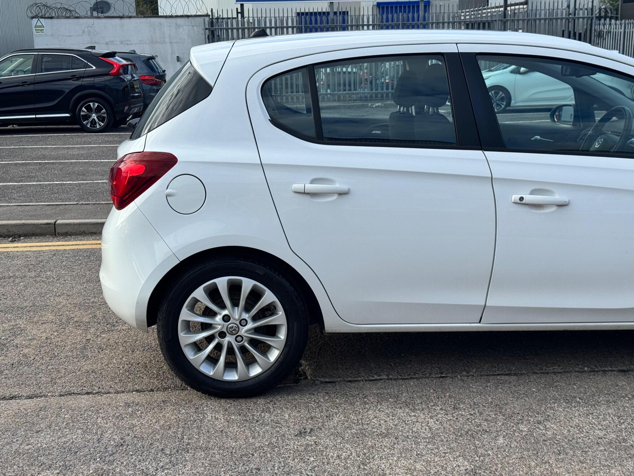 Vauxhall Corsa view 44