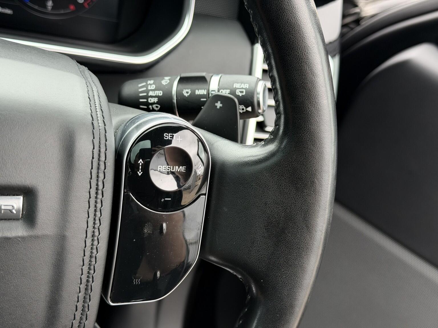 Land Rover Range Rover view 32
