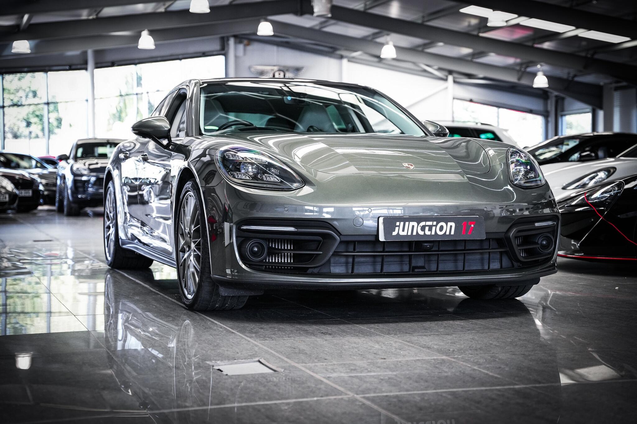 Porsche Panamera view 11