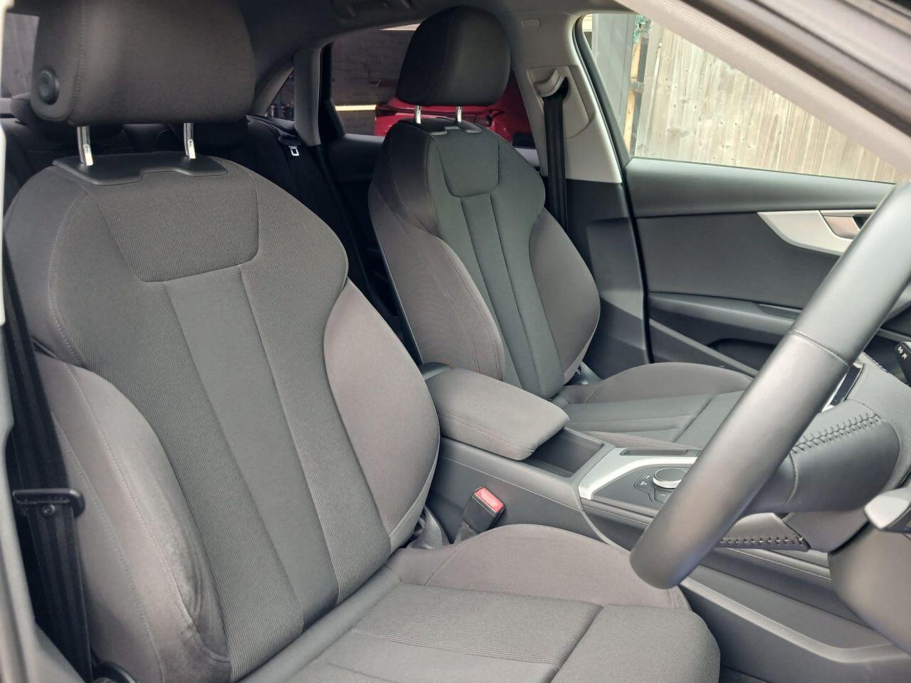 Audi A4 view 39