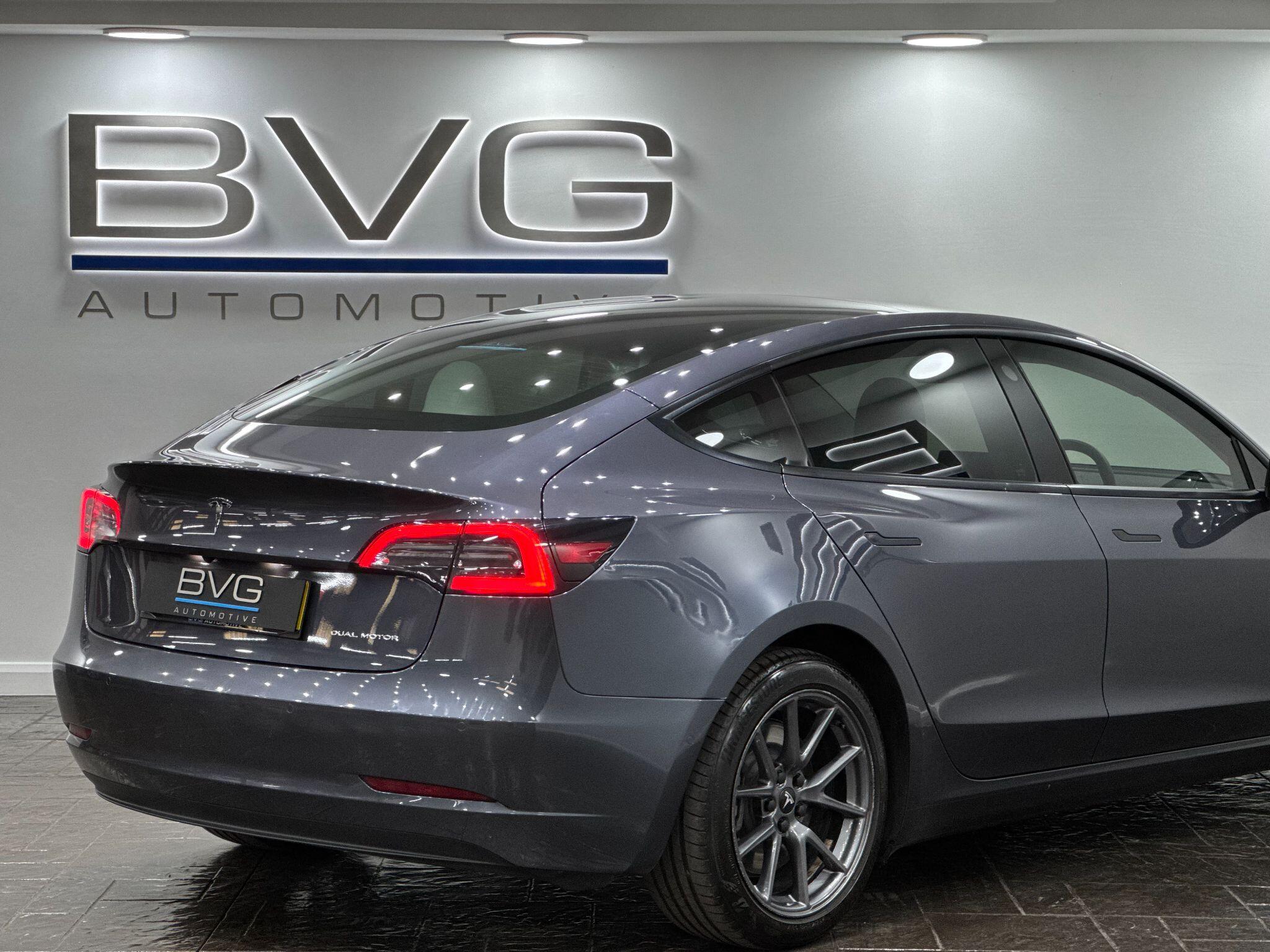 Tesla Model 3 view 19