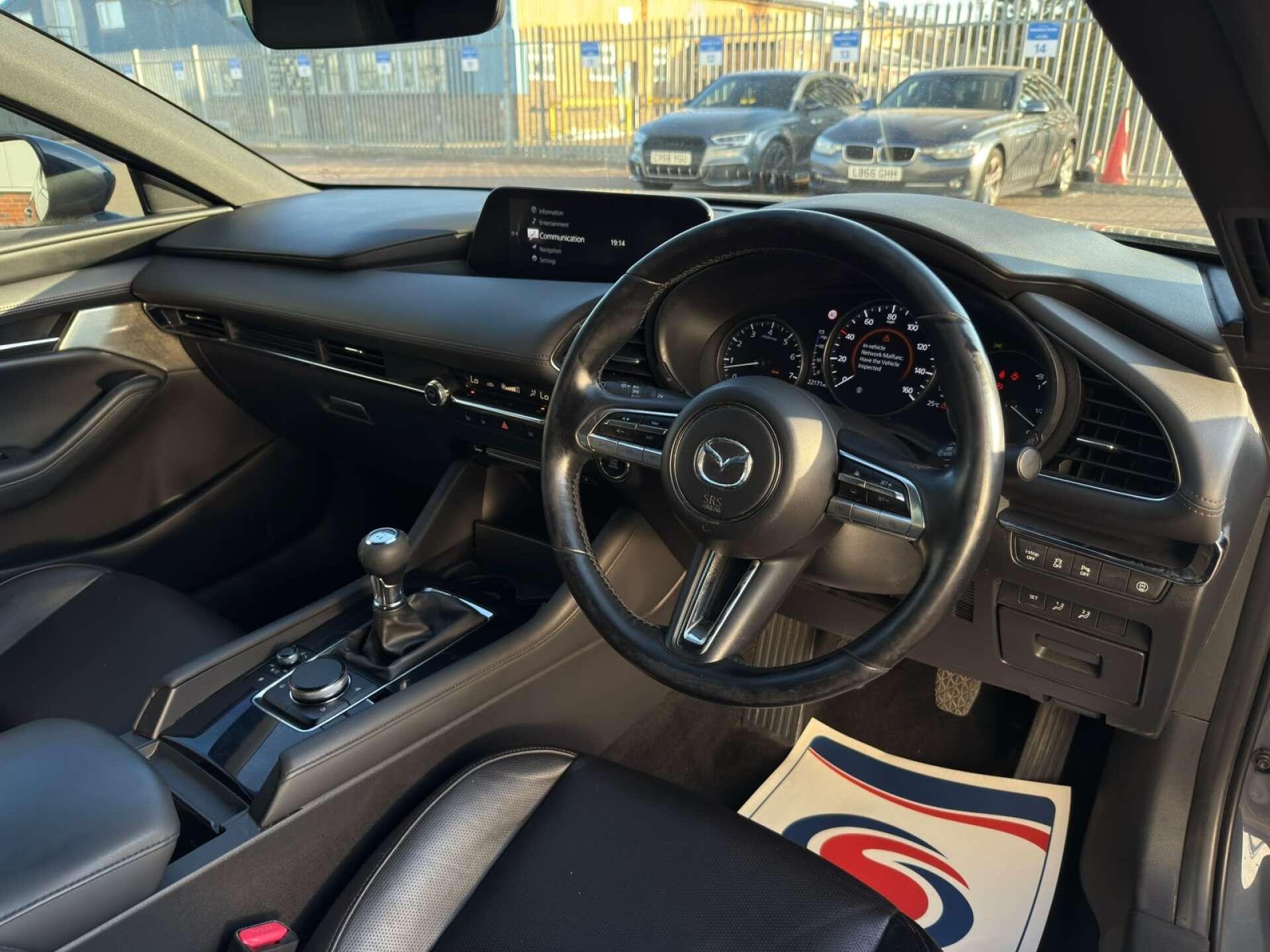 Mazda Skyactiv-G view 13