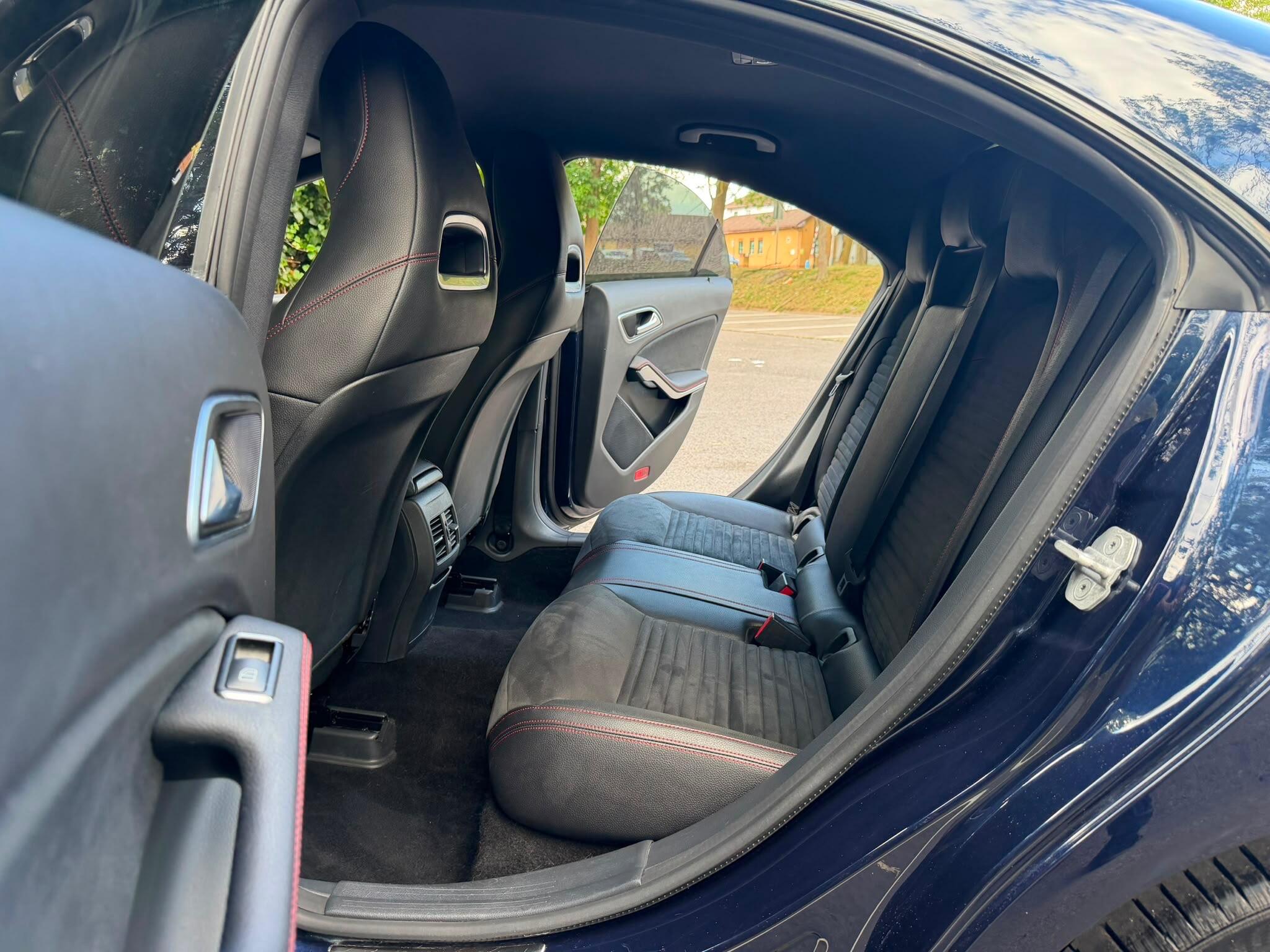 Mercedes-Benz Cla view 18