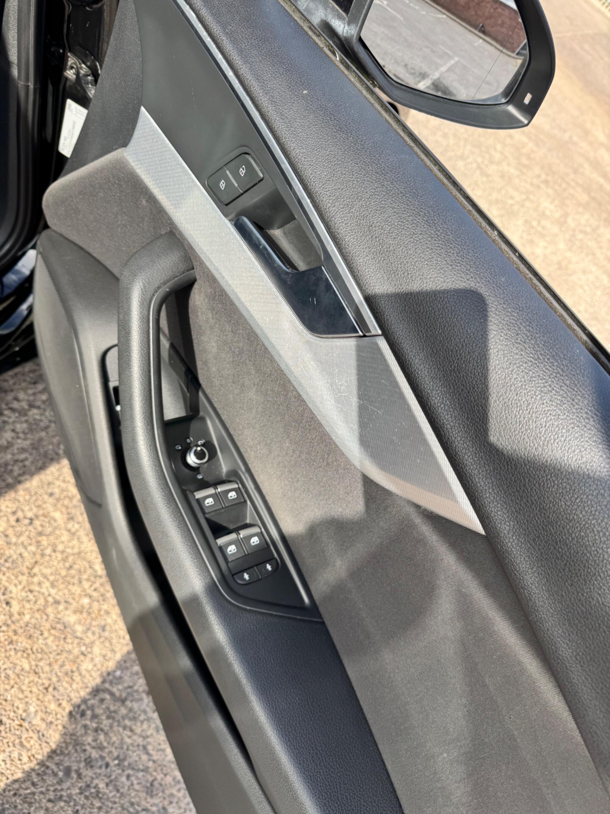 Audi A4 view 36