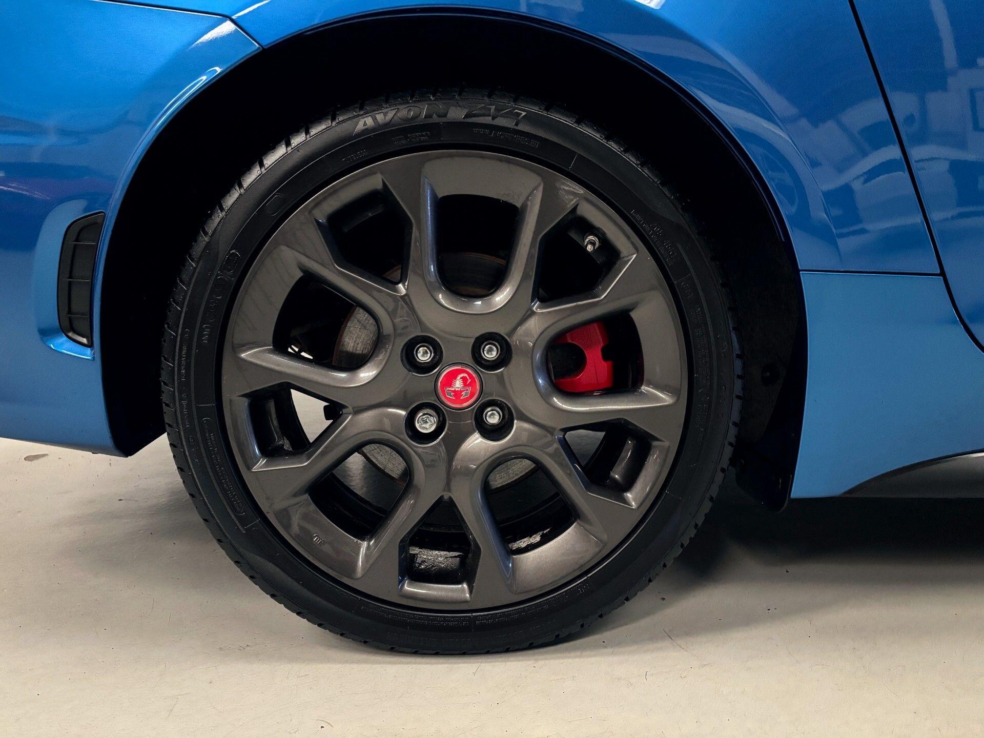 Abarth 124 Spider view 42