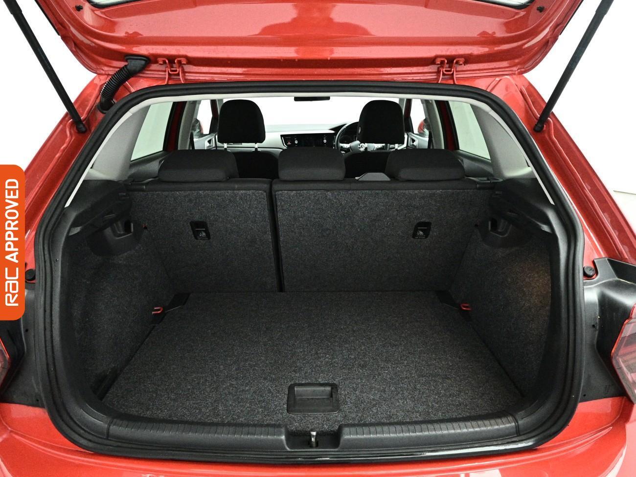 Volkswagen Polo view 23