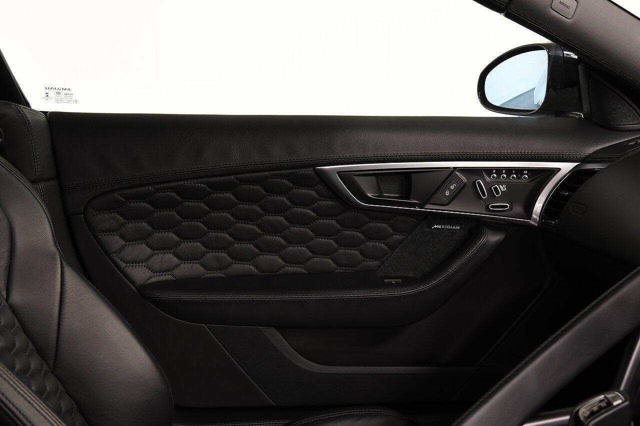 Jaguar F-Type view 13