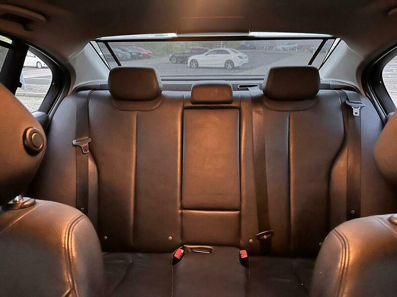 2014 BMW 3 Series 2.0 320d ED EfficientDynamics Business Auto Euro 5 (s/s) 4dr • 90,200 miles image 26