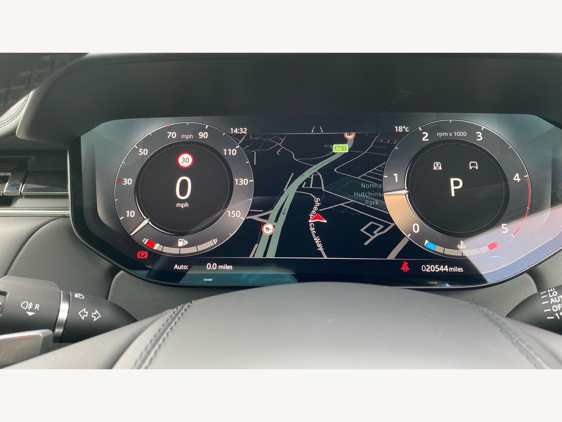 Land Rover Range Rover Sport view 19