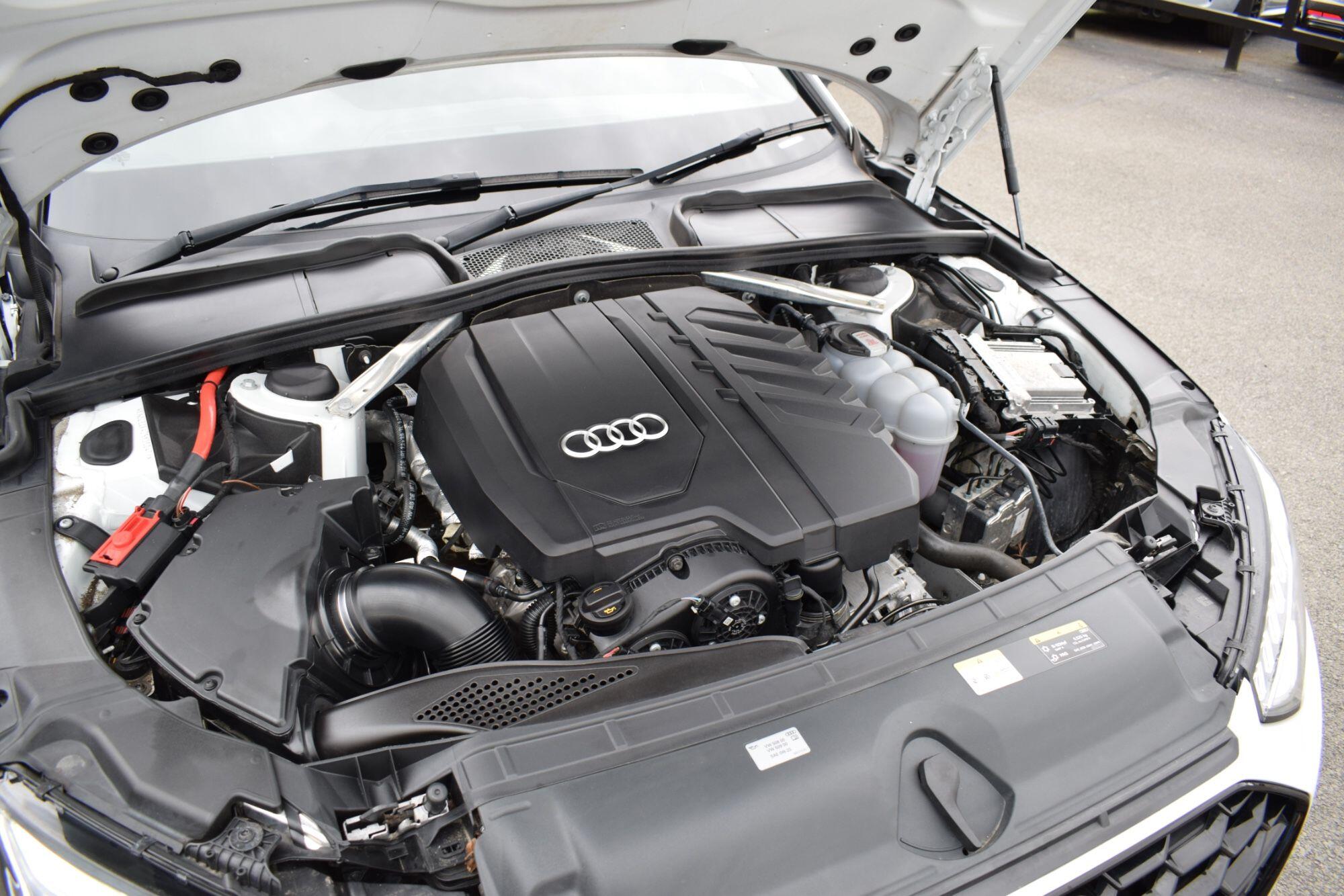 Audi A4 view 31