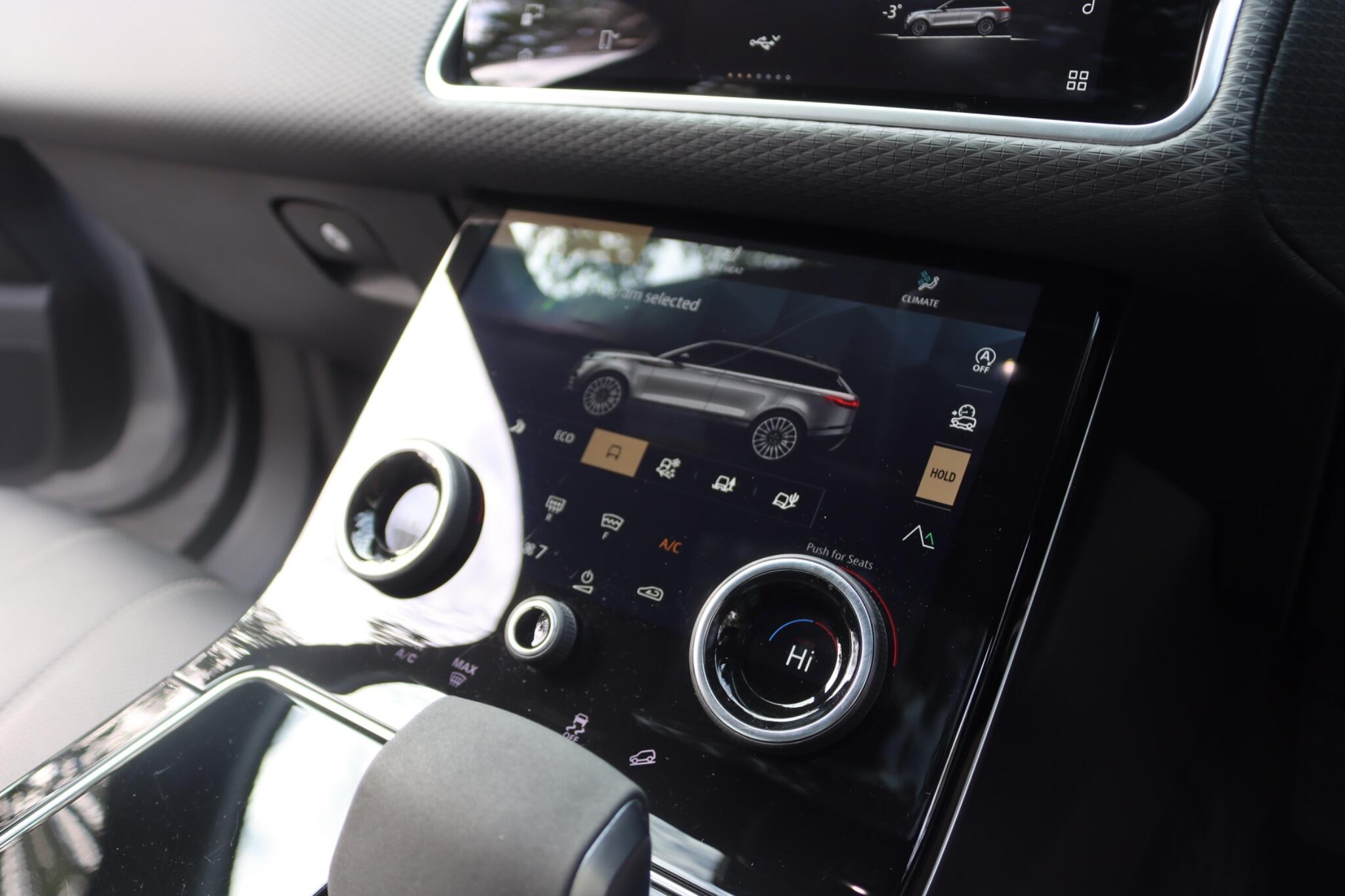 Land Rover Range Rover Velar view 40