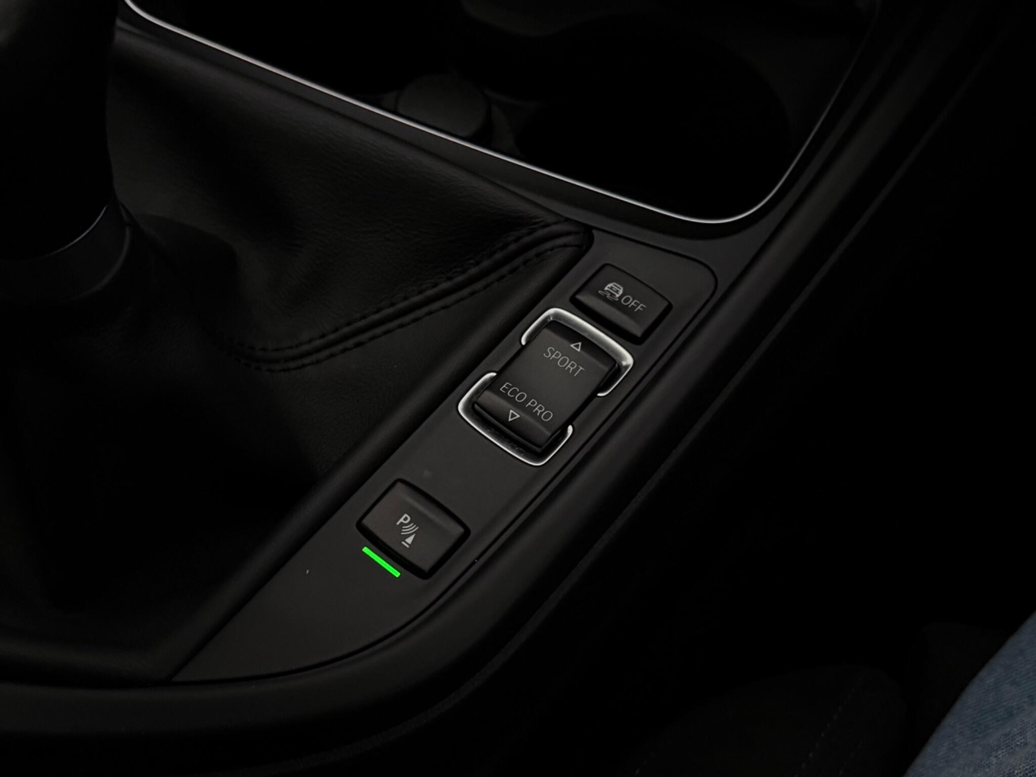 BMW 3 Series view 41