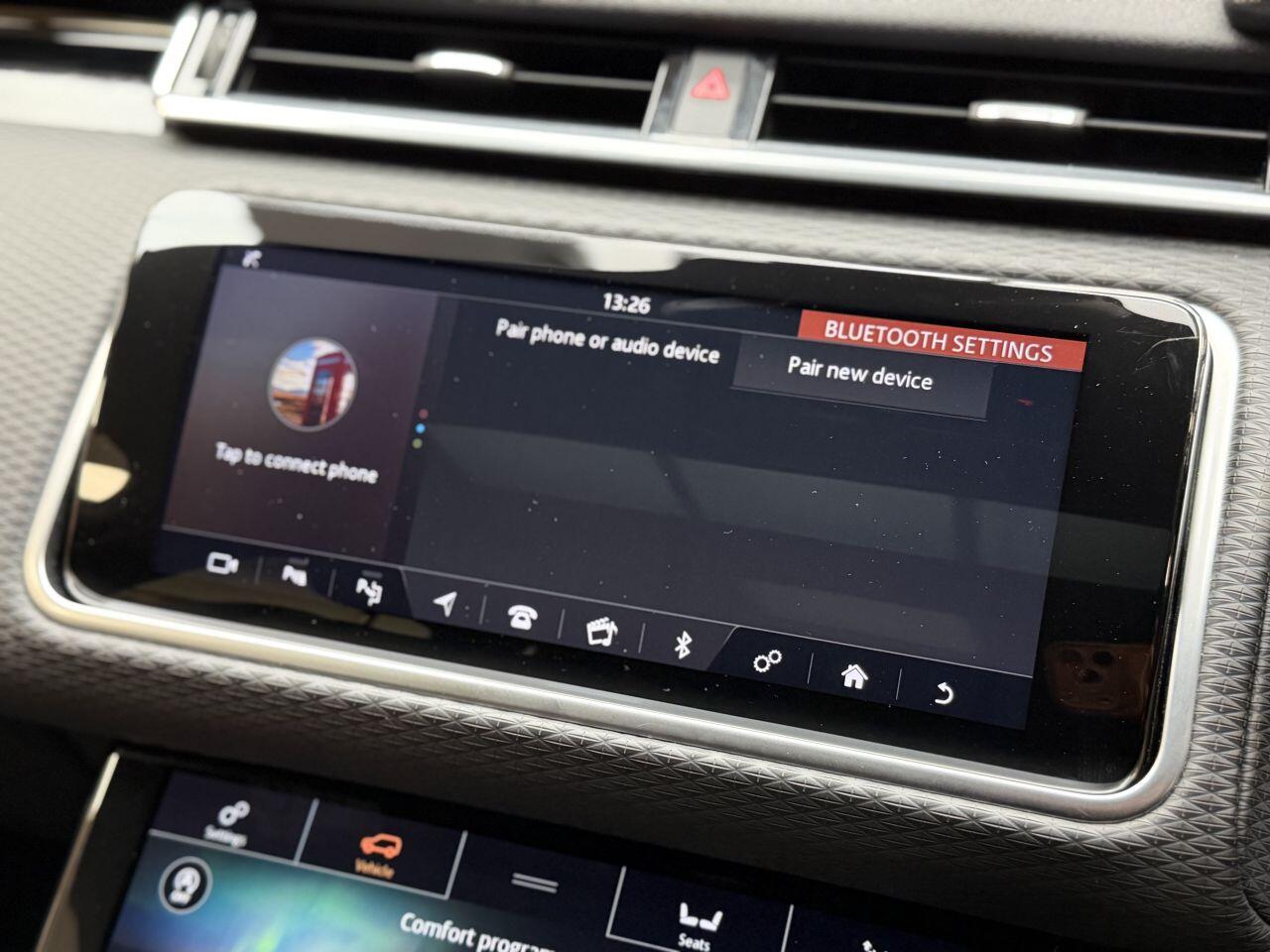 Land Rover Range Rover Velar view 59