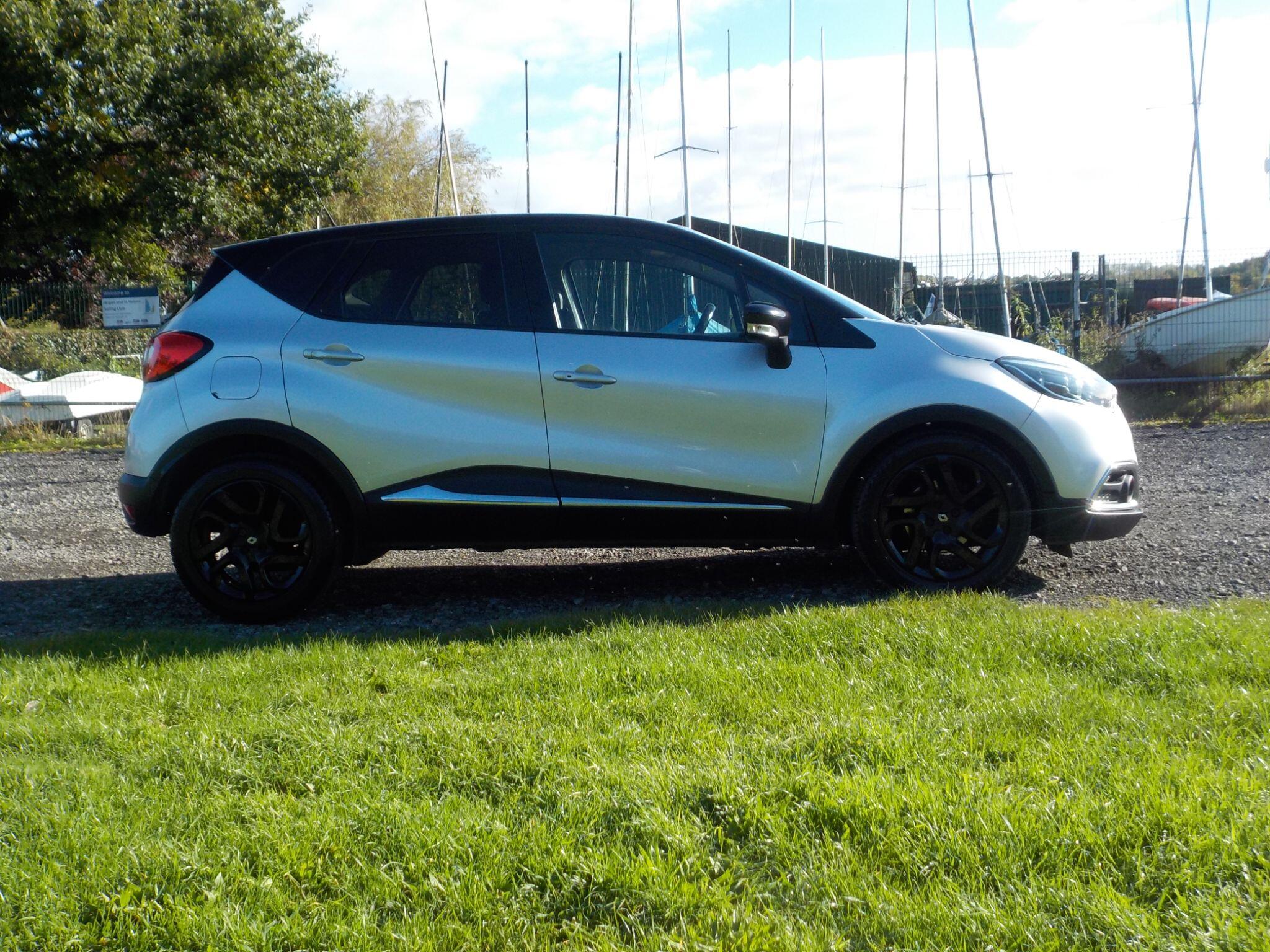 Renault Captur 1.5 dCi ENERGY Signature Nav Euro 6 (s/s) 5dr