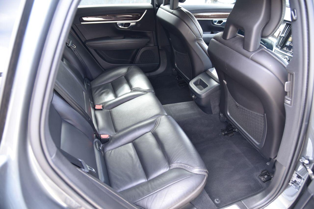 Volvo V90 view 24