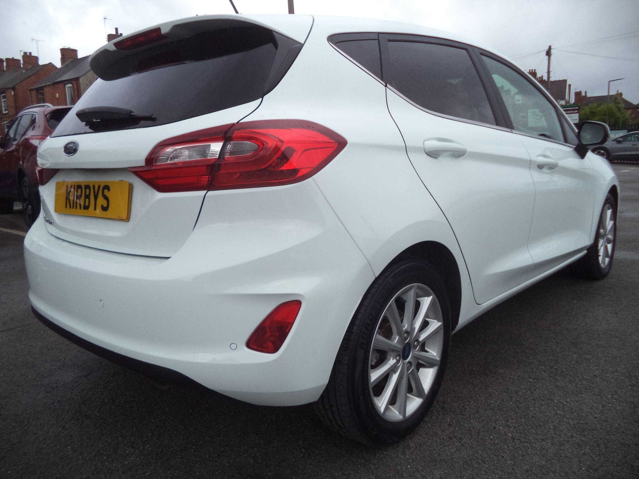 Ford Fiesta view 16