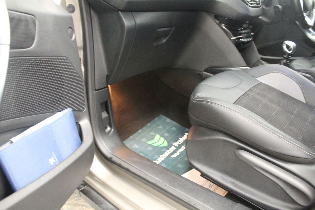 Peugeot 2008 view 31