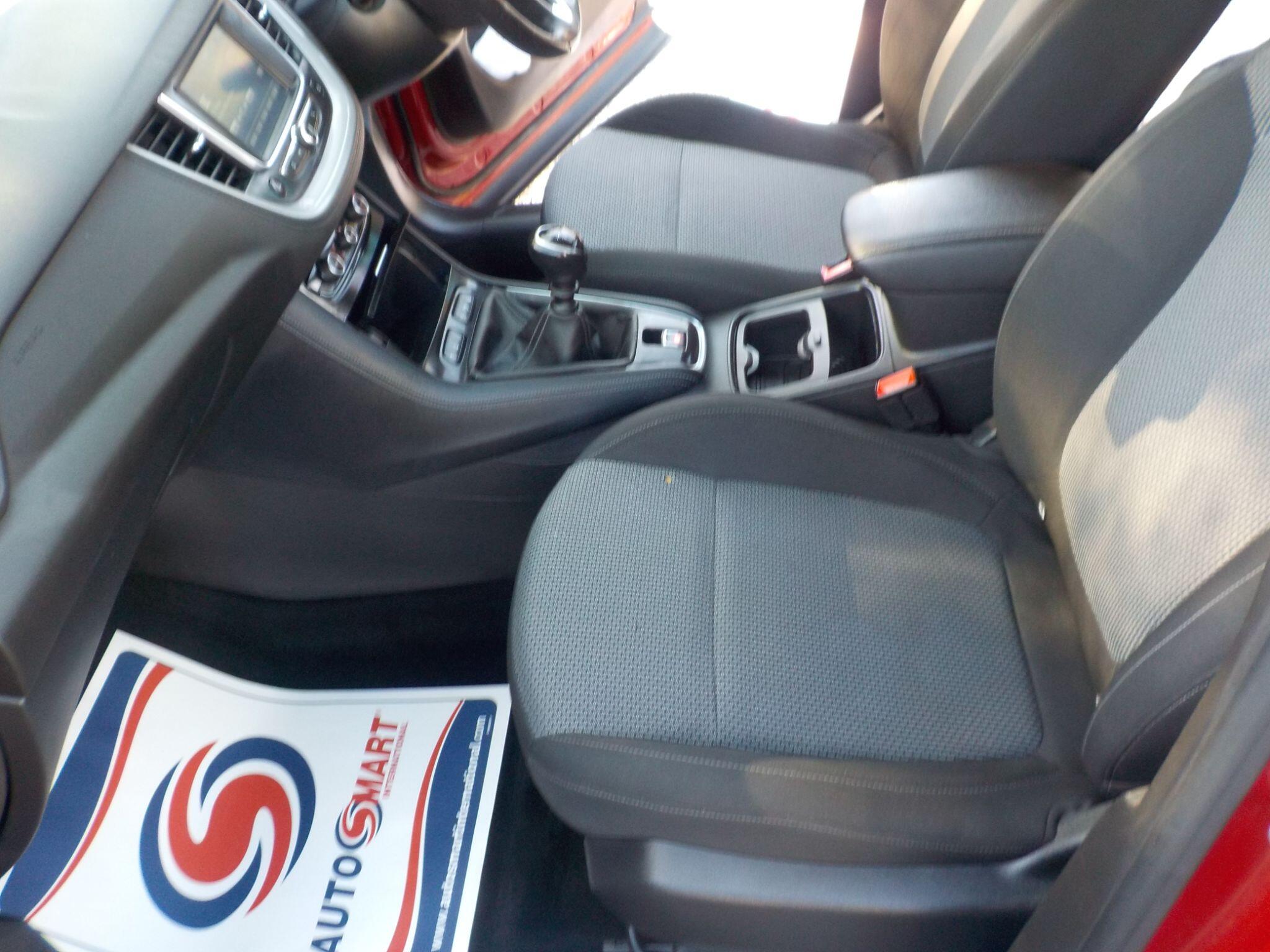 Vauxhall Grandland X 1.5 Turbo D BlueInjection SE Euro 6 (s/s) 5dr