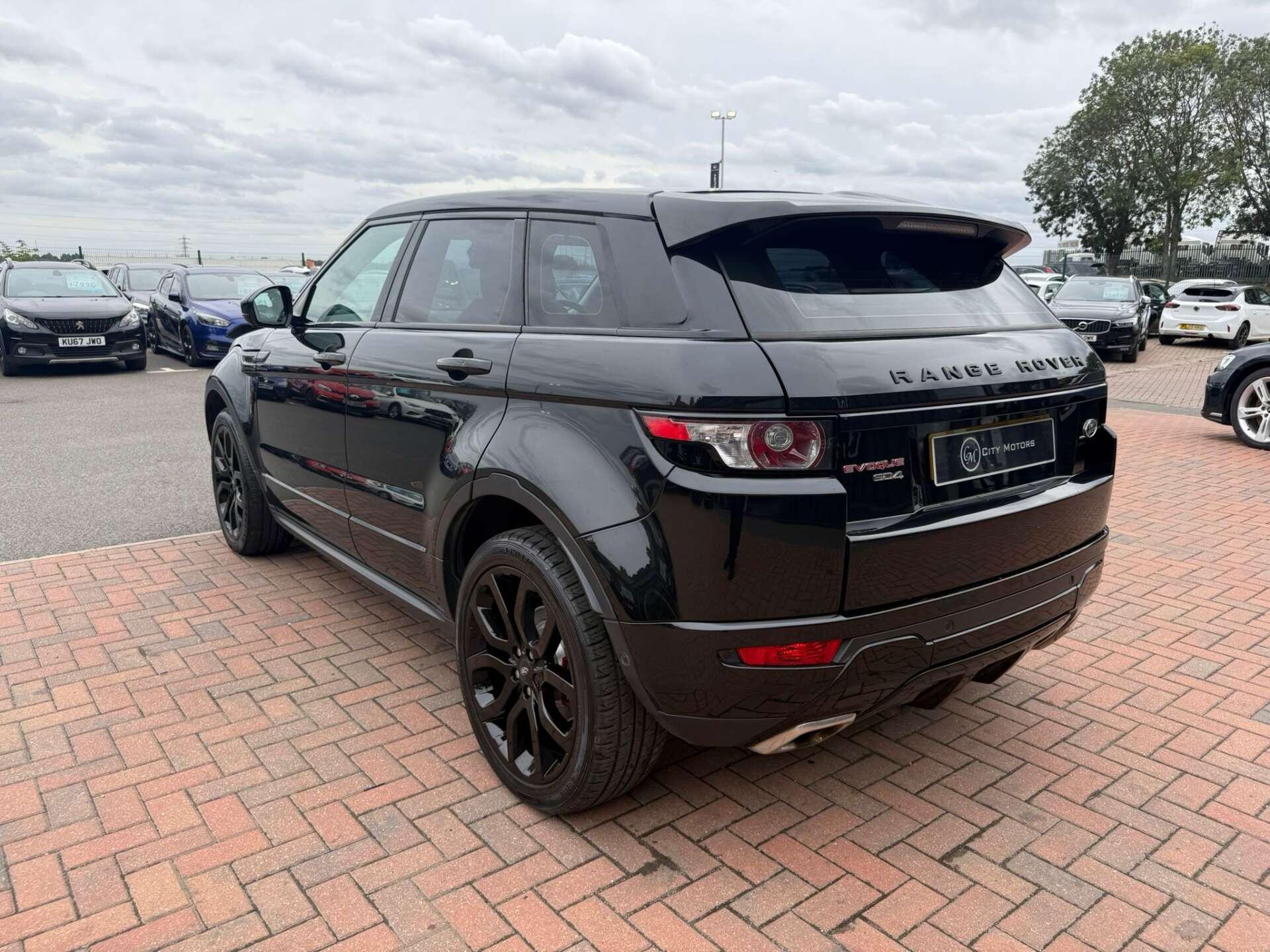 Land Rover Range Rover Evoque view 20