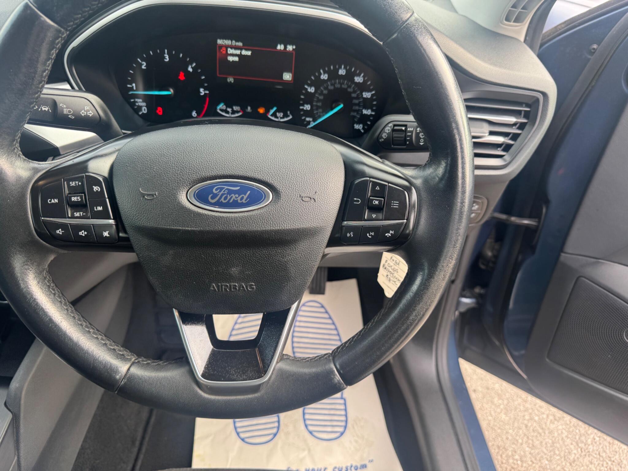 Ford Focus view 14
