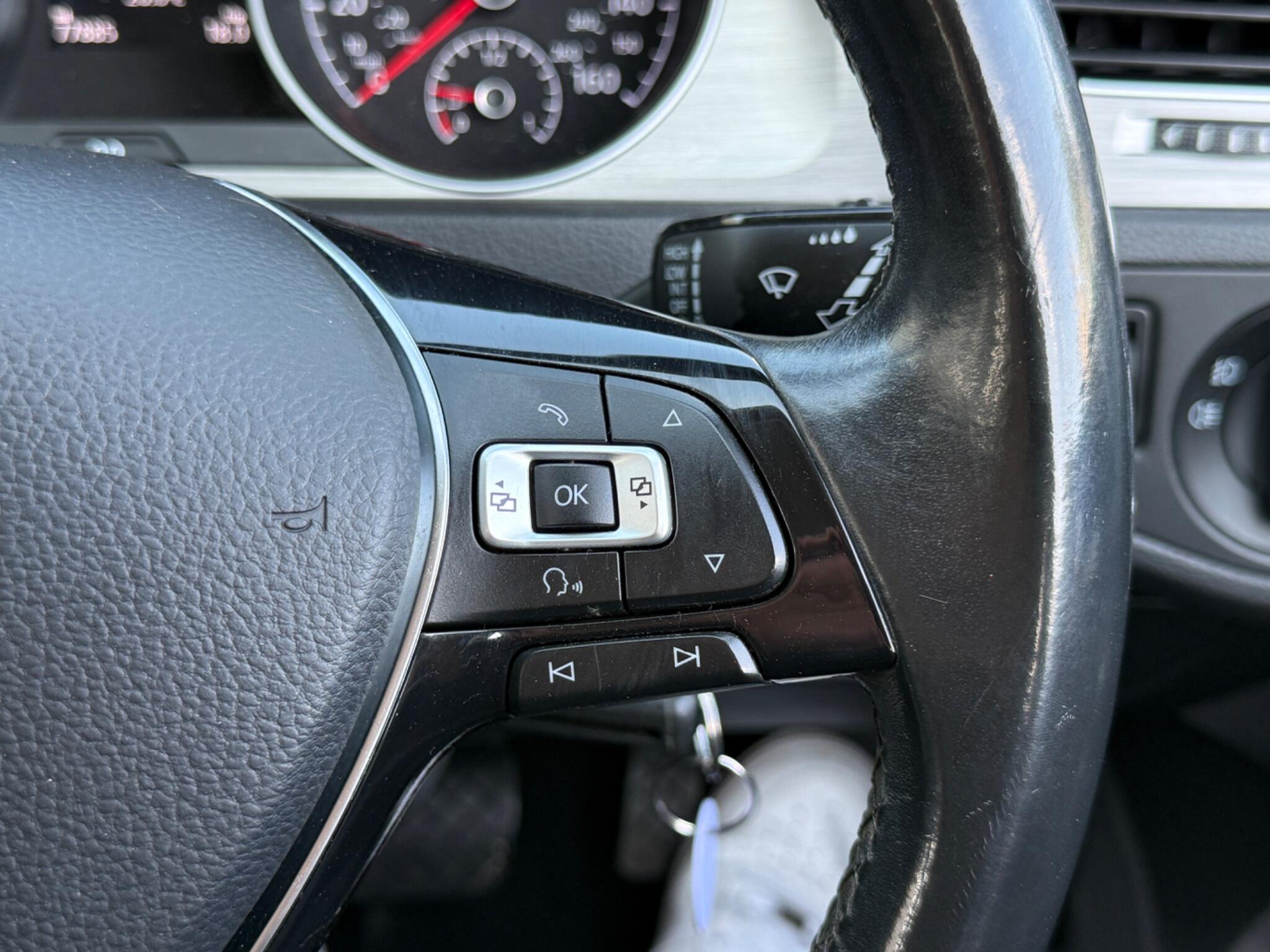 Volkswagen Golf - Image 63