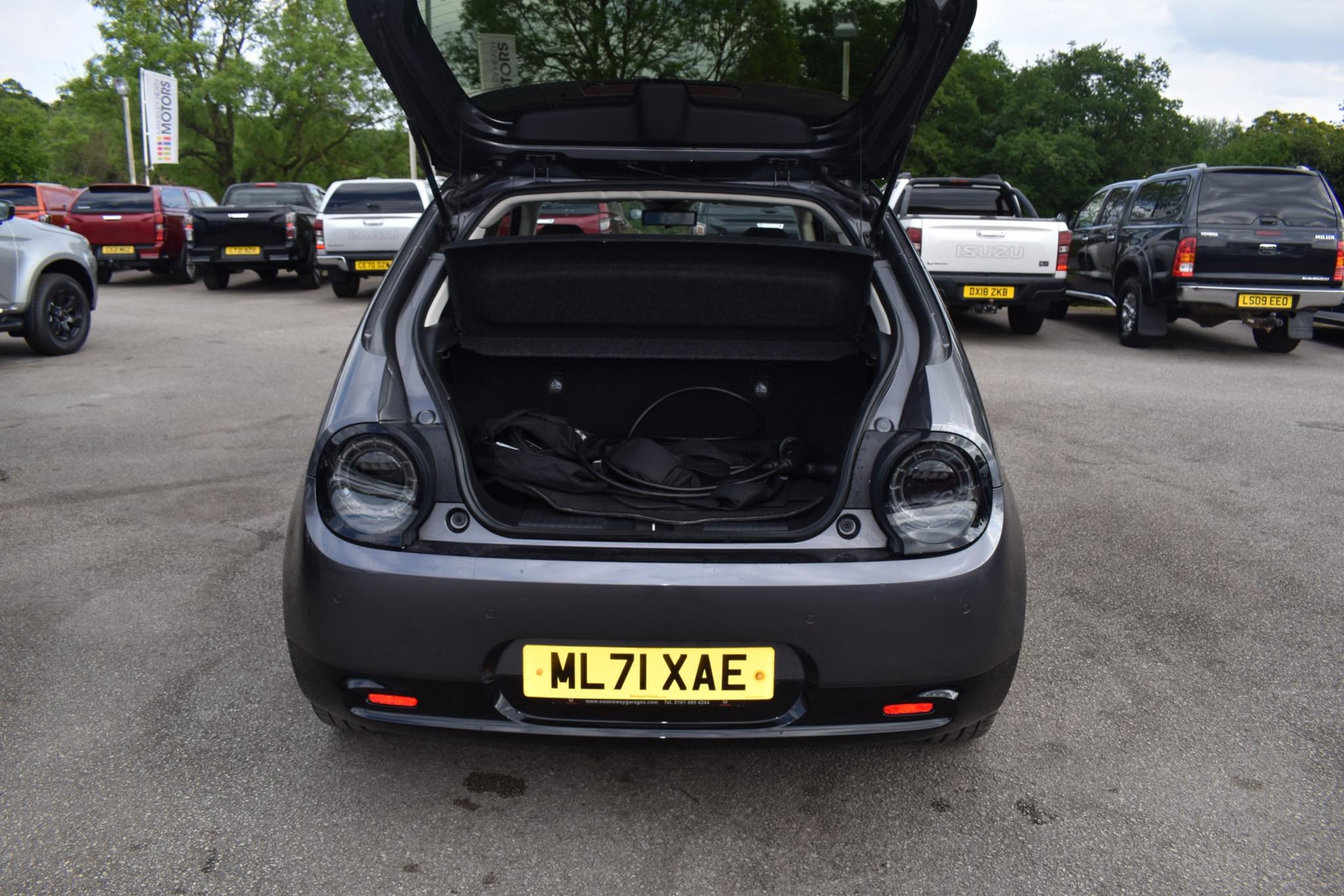 Honda E - 35.5kWh Advance Auto 5dr (17in Alloy) - Image 7