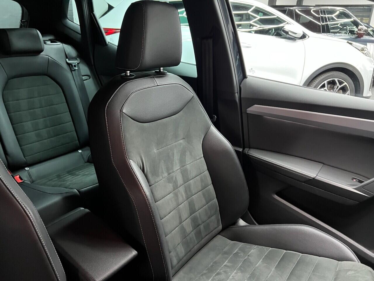 SEAT Ibiza view 37