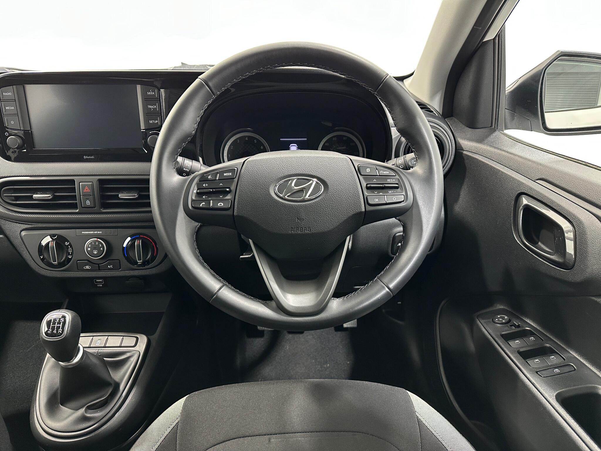Hyundai I10 view 13