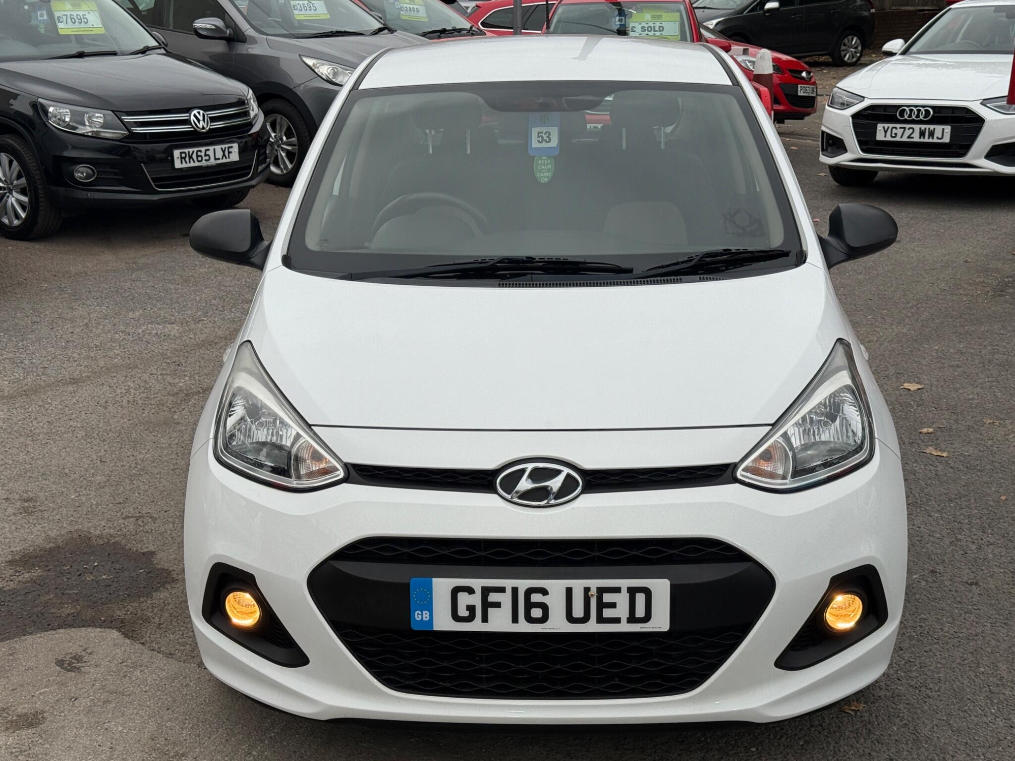 Hyundai i10 - Image 8