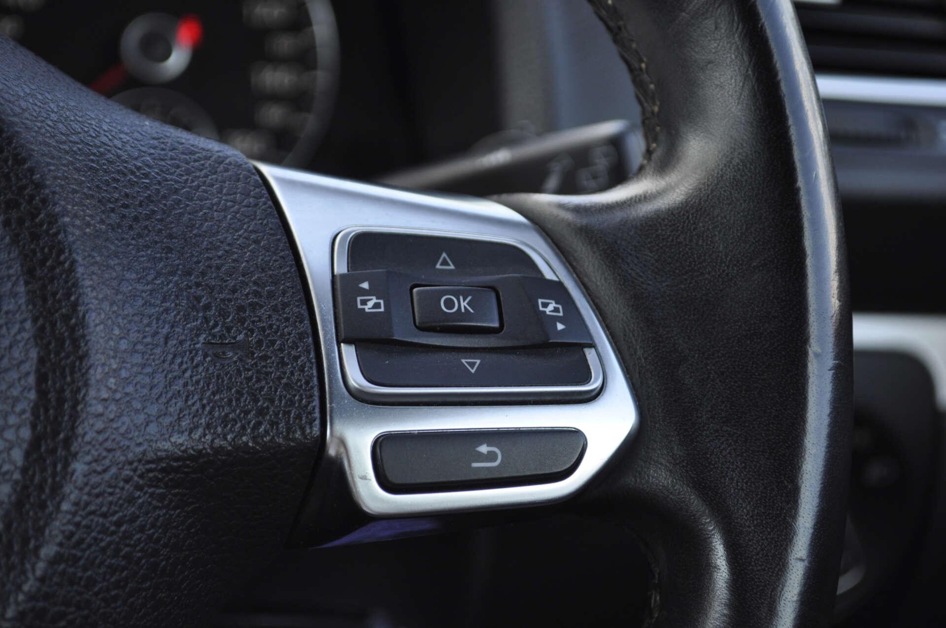 Volkswagen Scirocco view 15