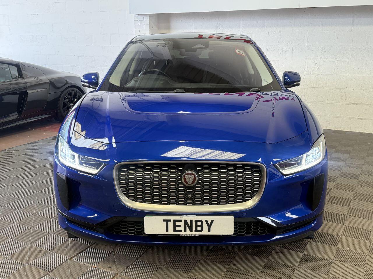Jaguar I-Pace view 3