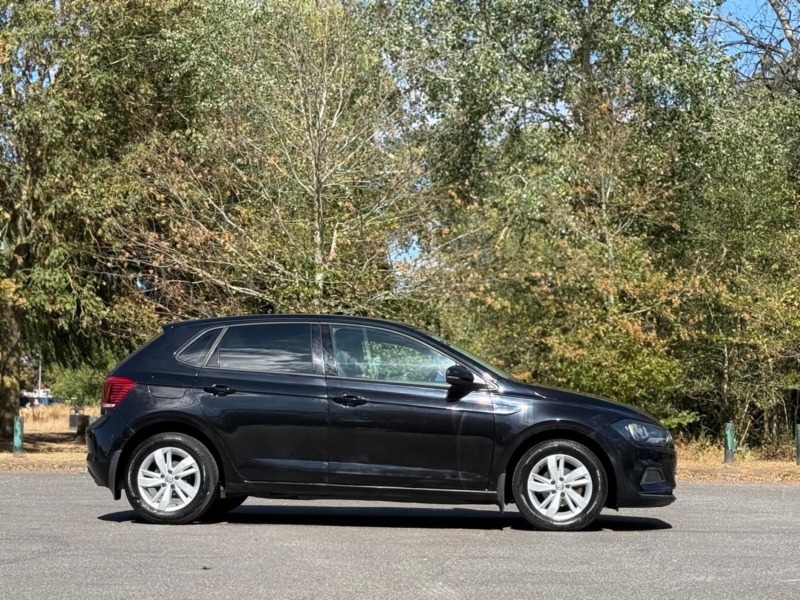 Volkswagen Polo view 9