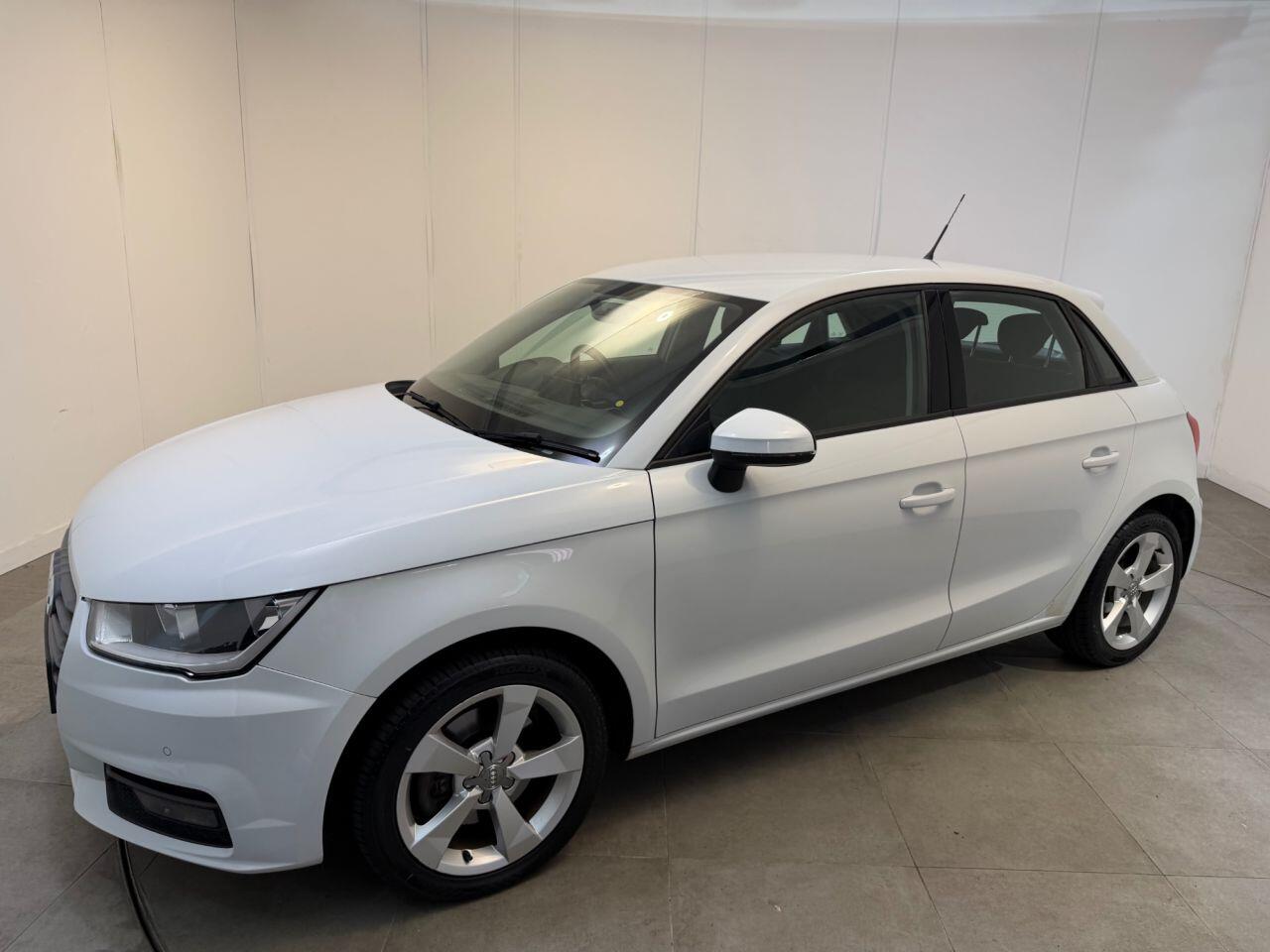 Audi A1 view 11