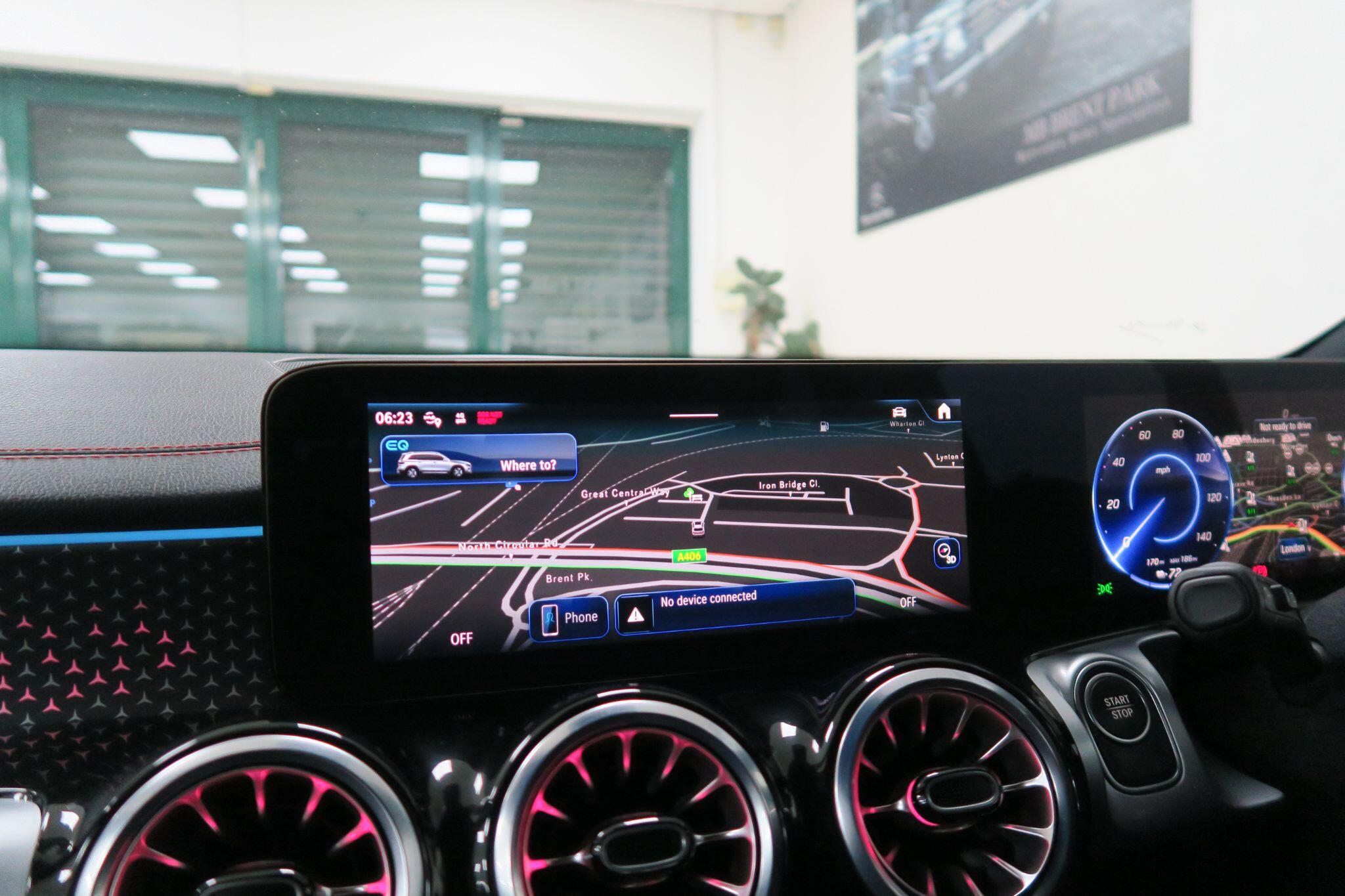Mercedes-Benz Eqb view 14