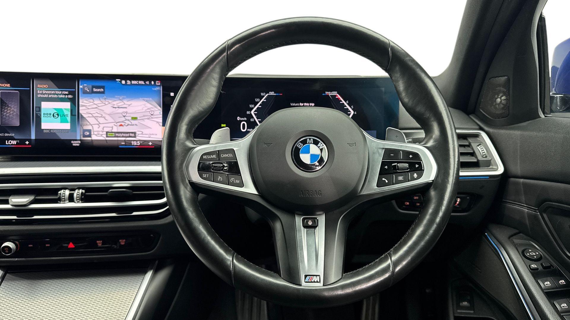 BMW 3 Series view 5