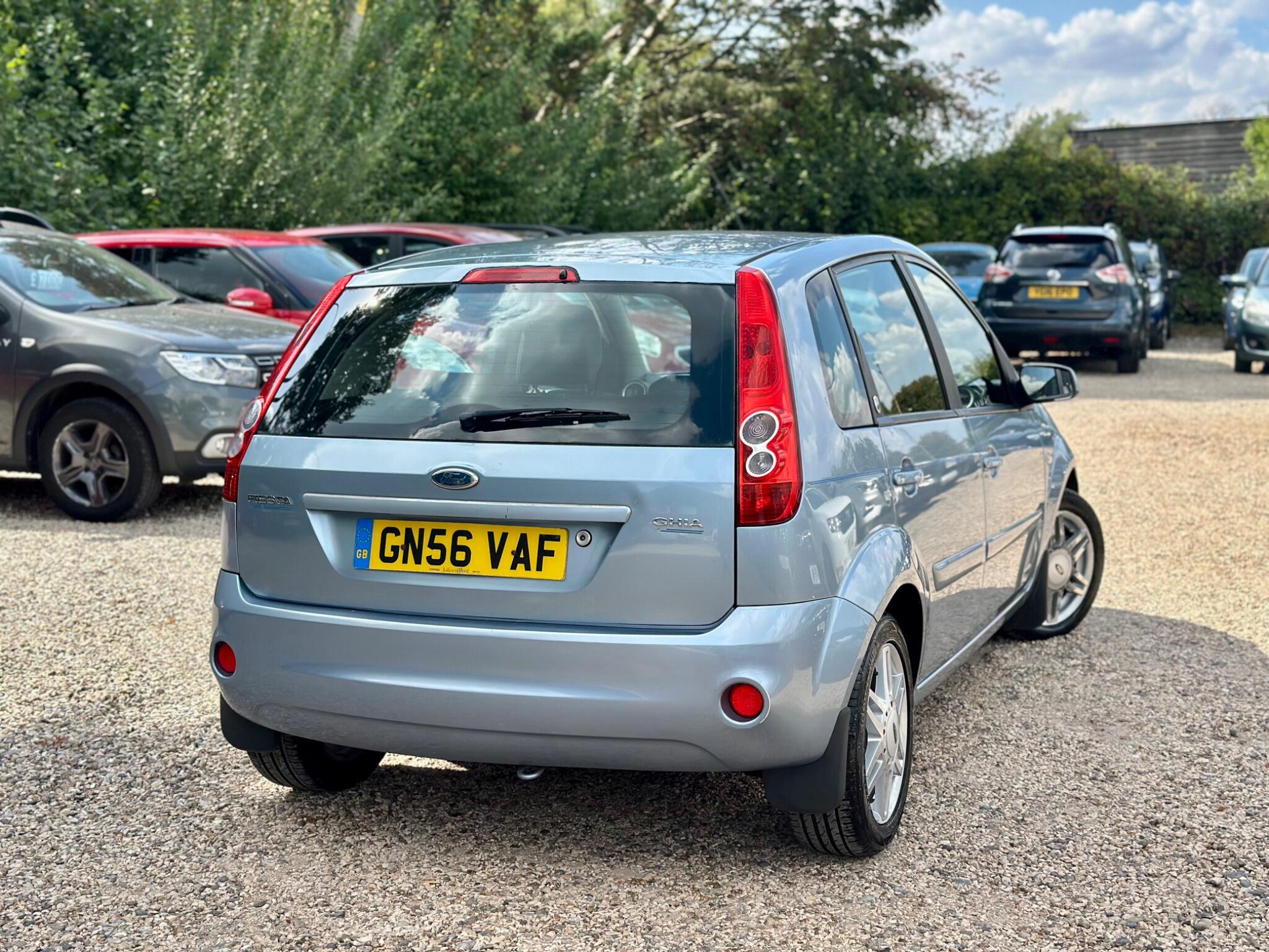 Ford Fiesta view 13