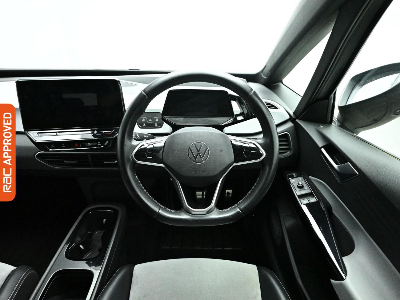 Volkswagen ID.3 view 10