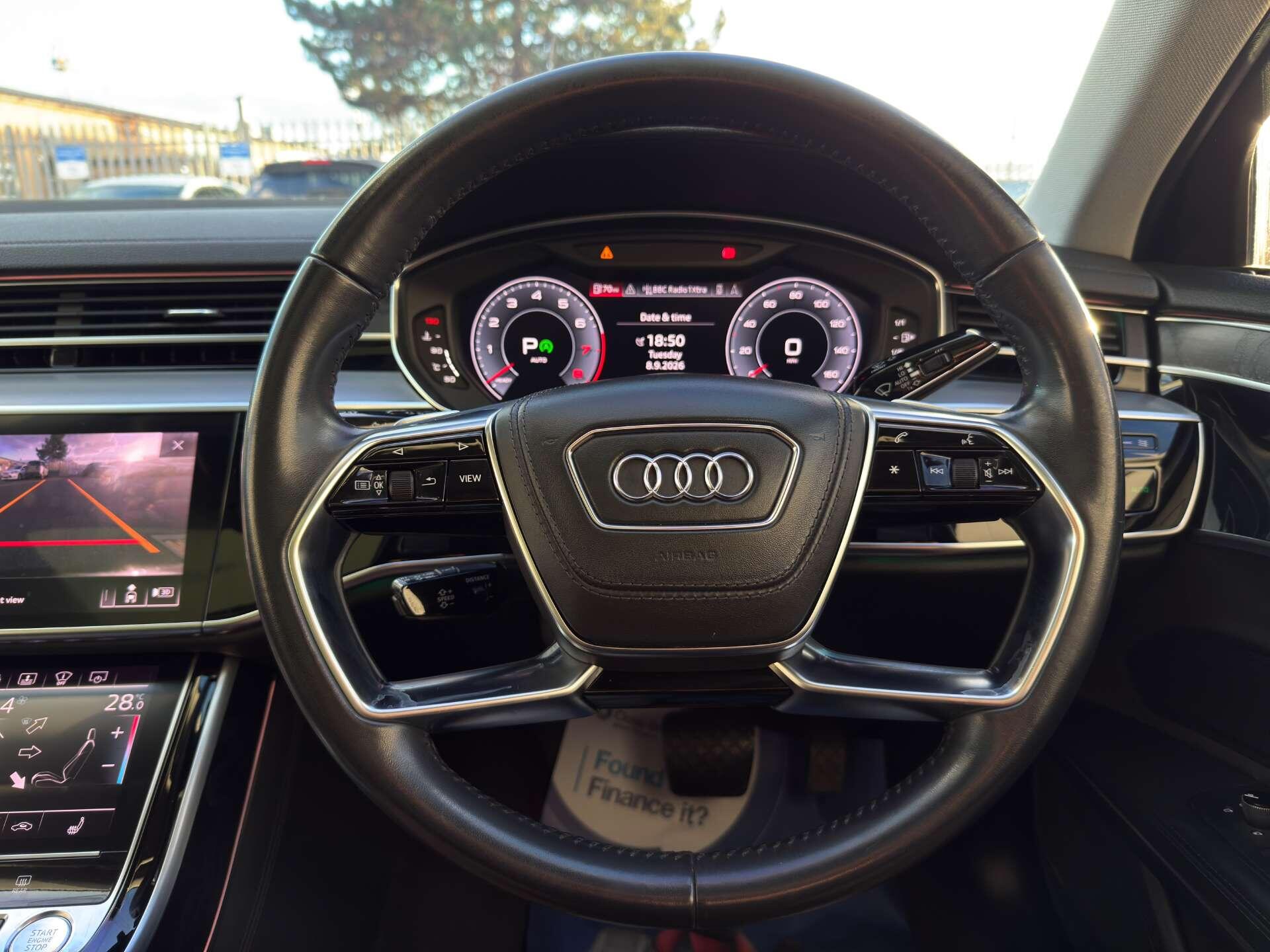 Audi A8 view 62