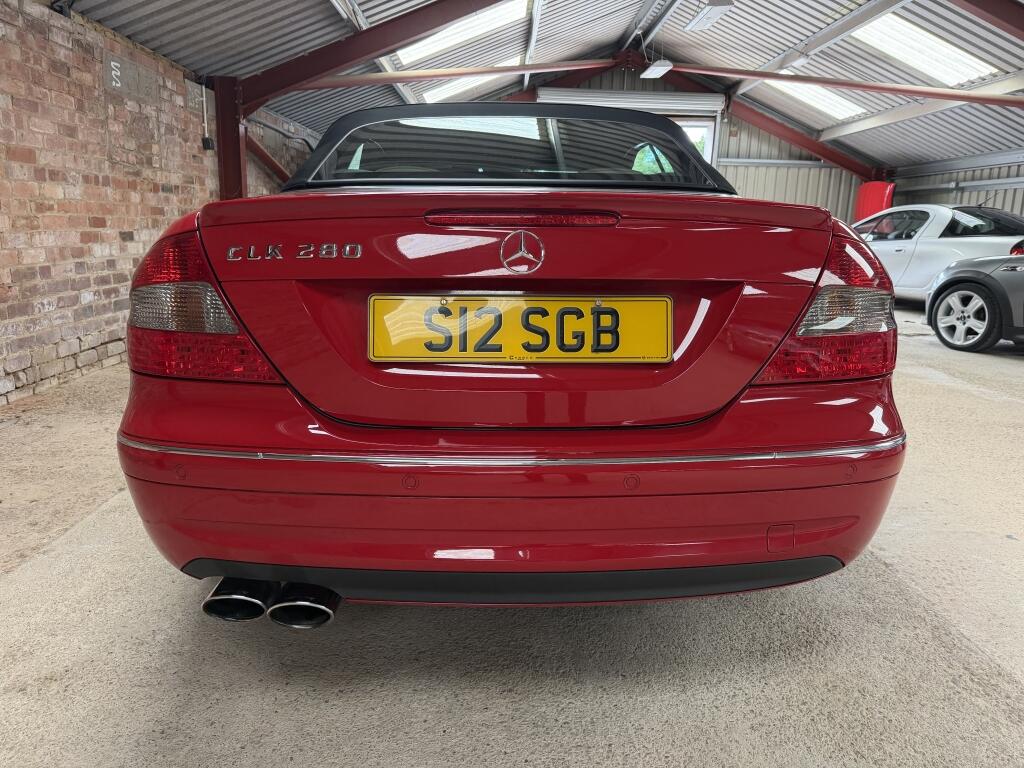 Mercedes-Benz CLK view 7