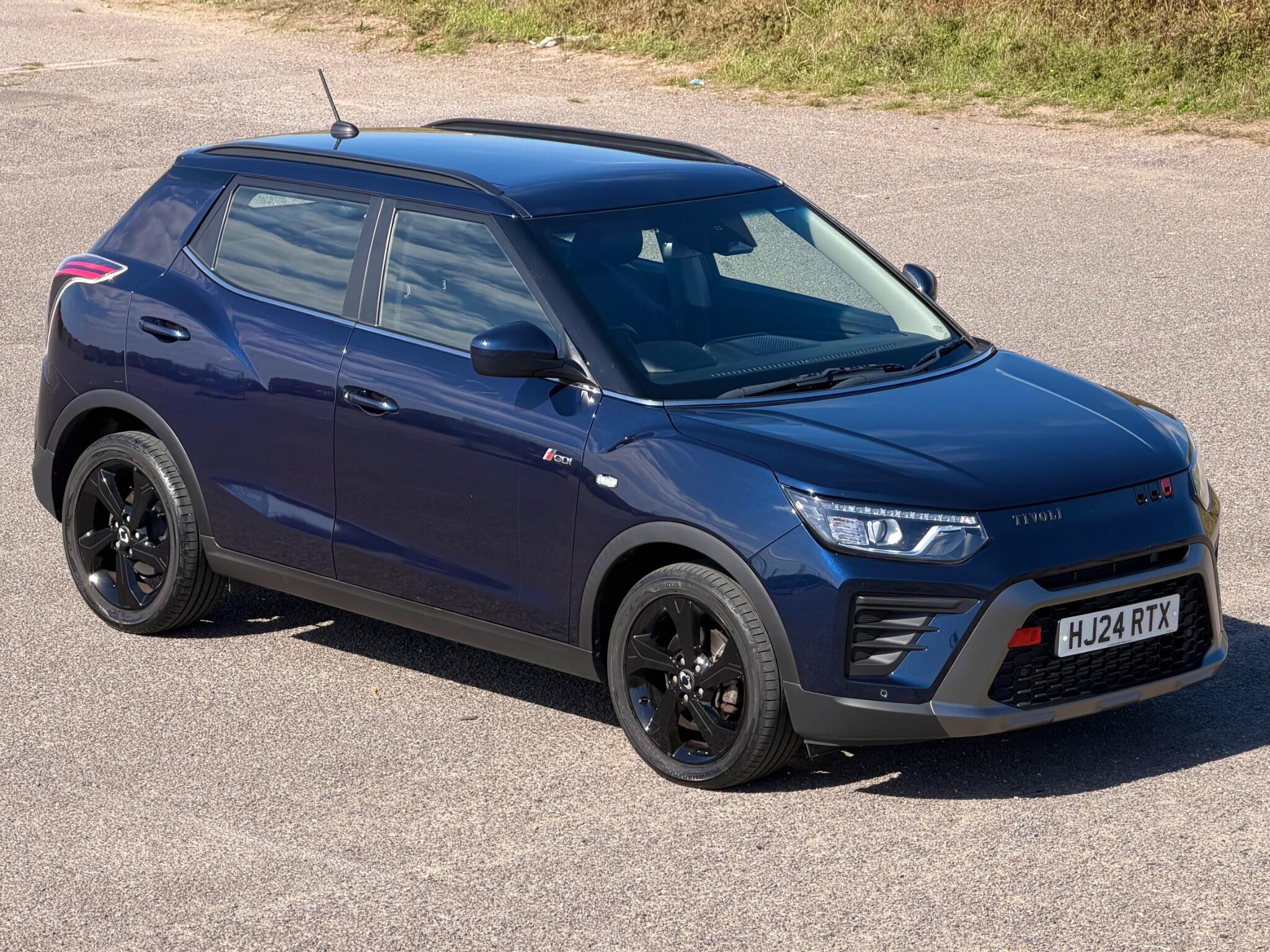 KGM Tivoli main image