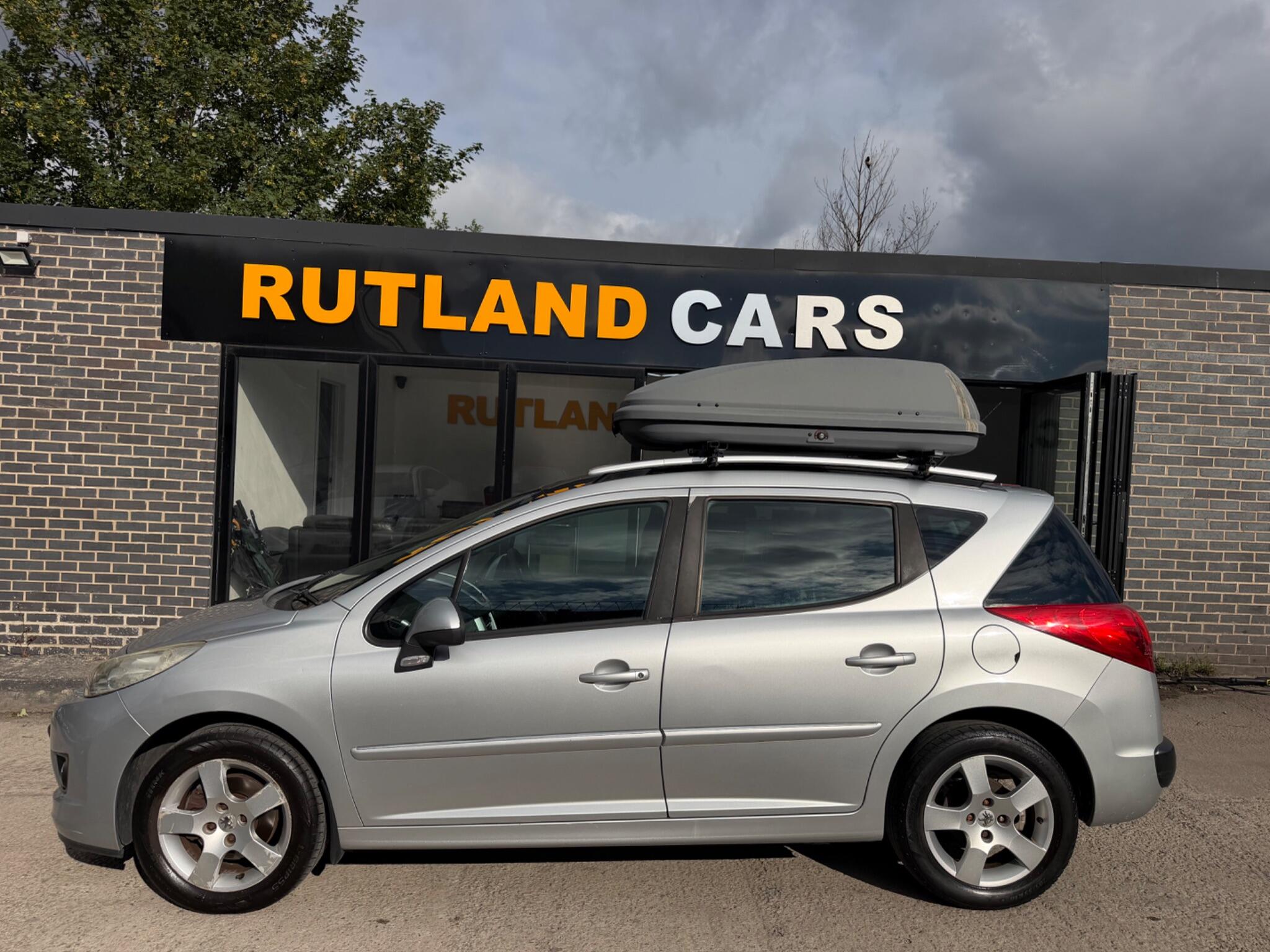 Peugeot 207 view 7