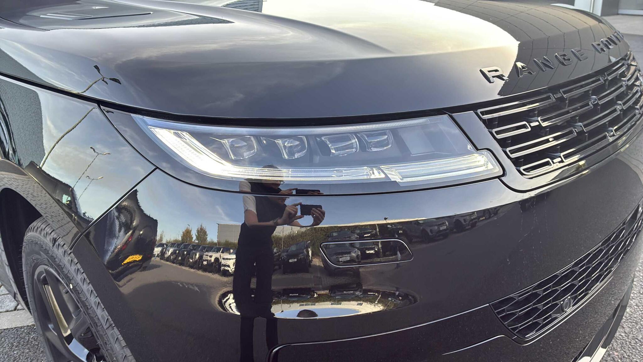 Land Rover Range Rover Sport view 17