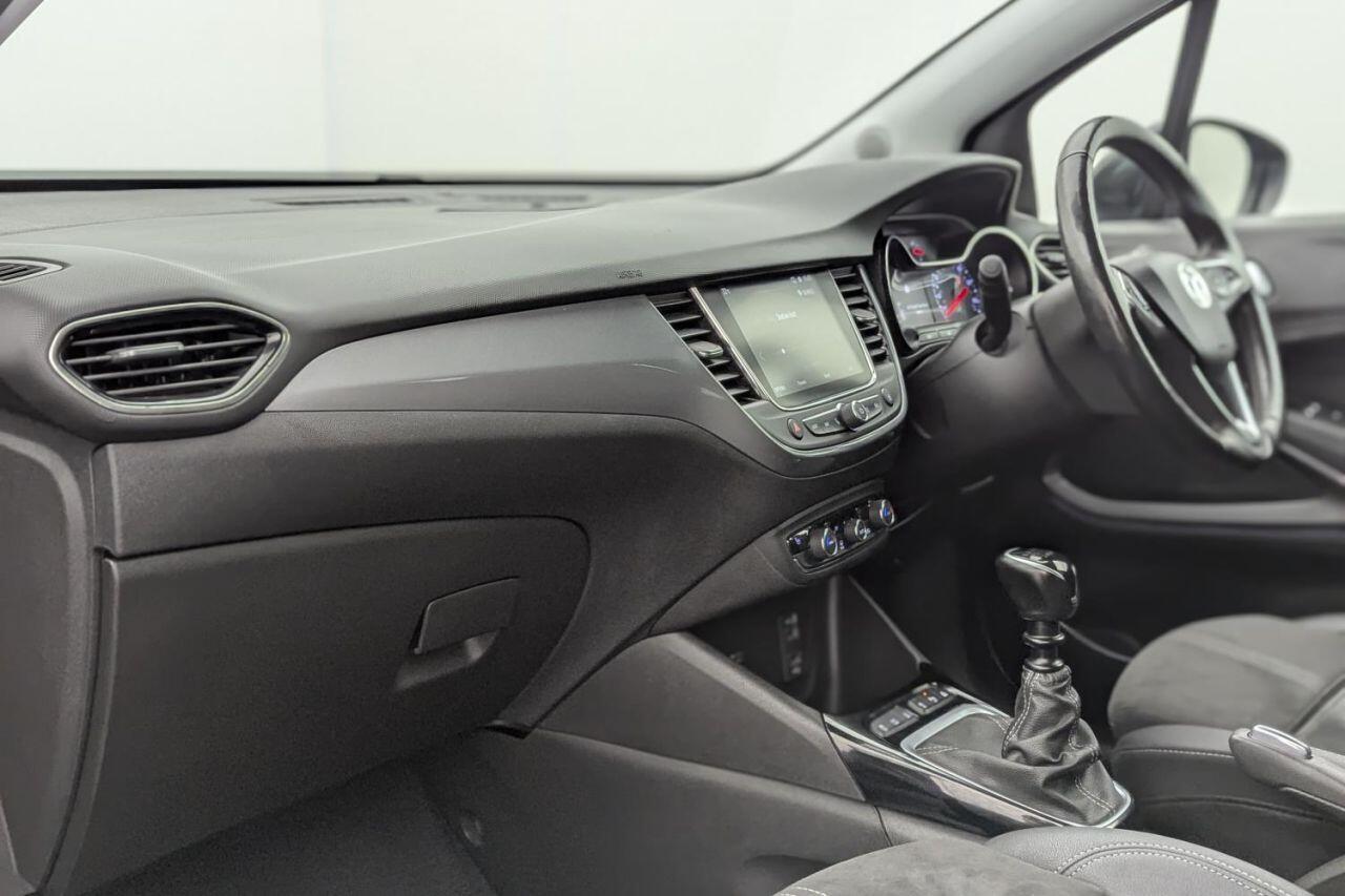 Vauxhall Crossland view 22