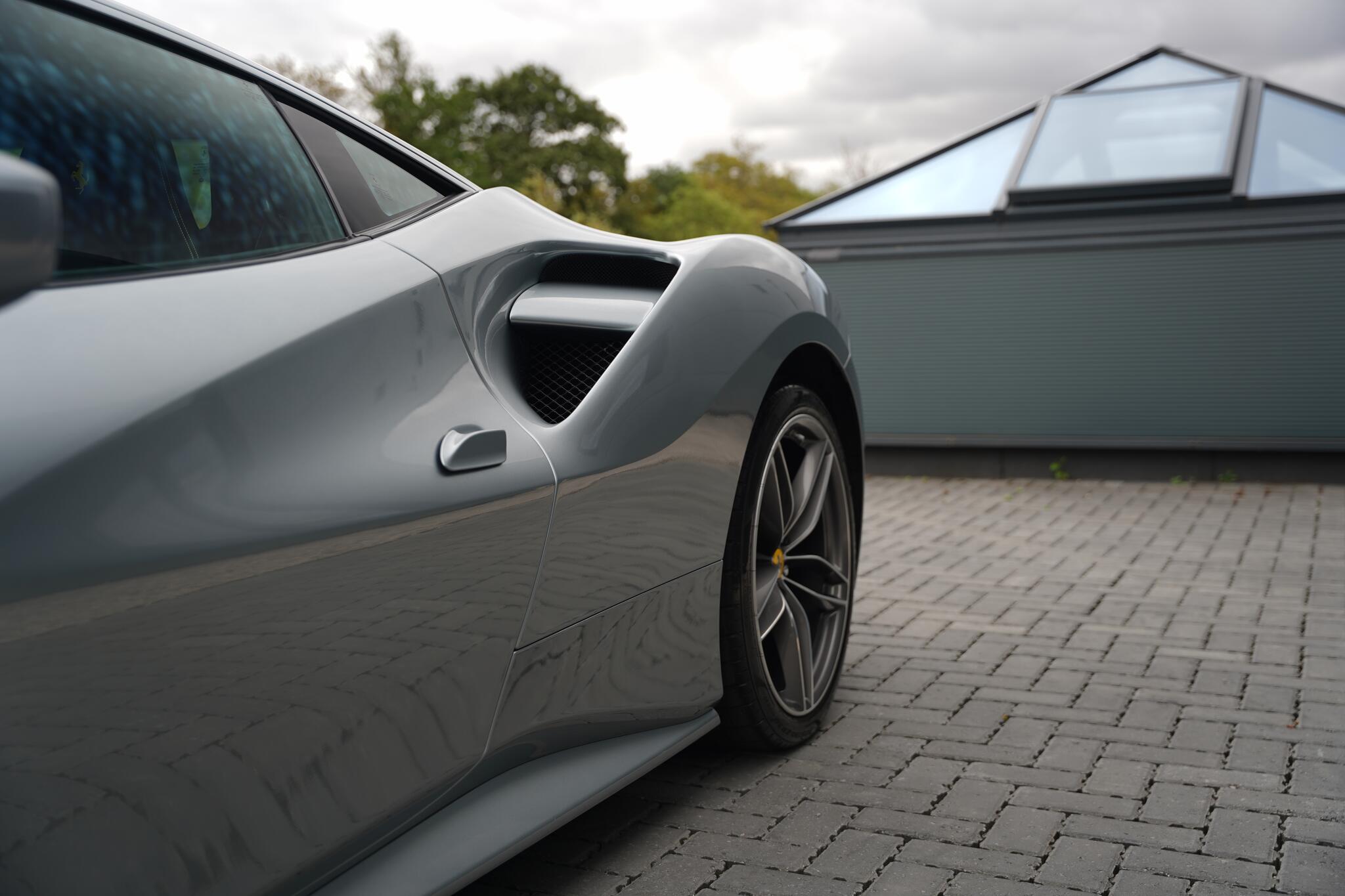 Ferrari 488 view 46